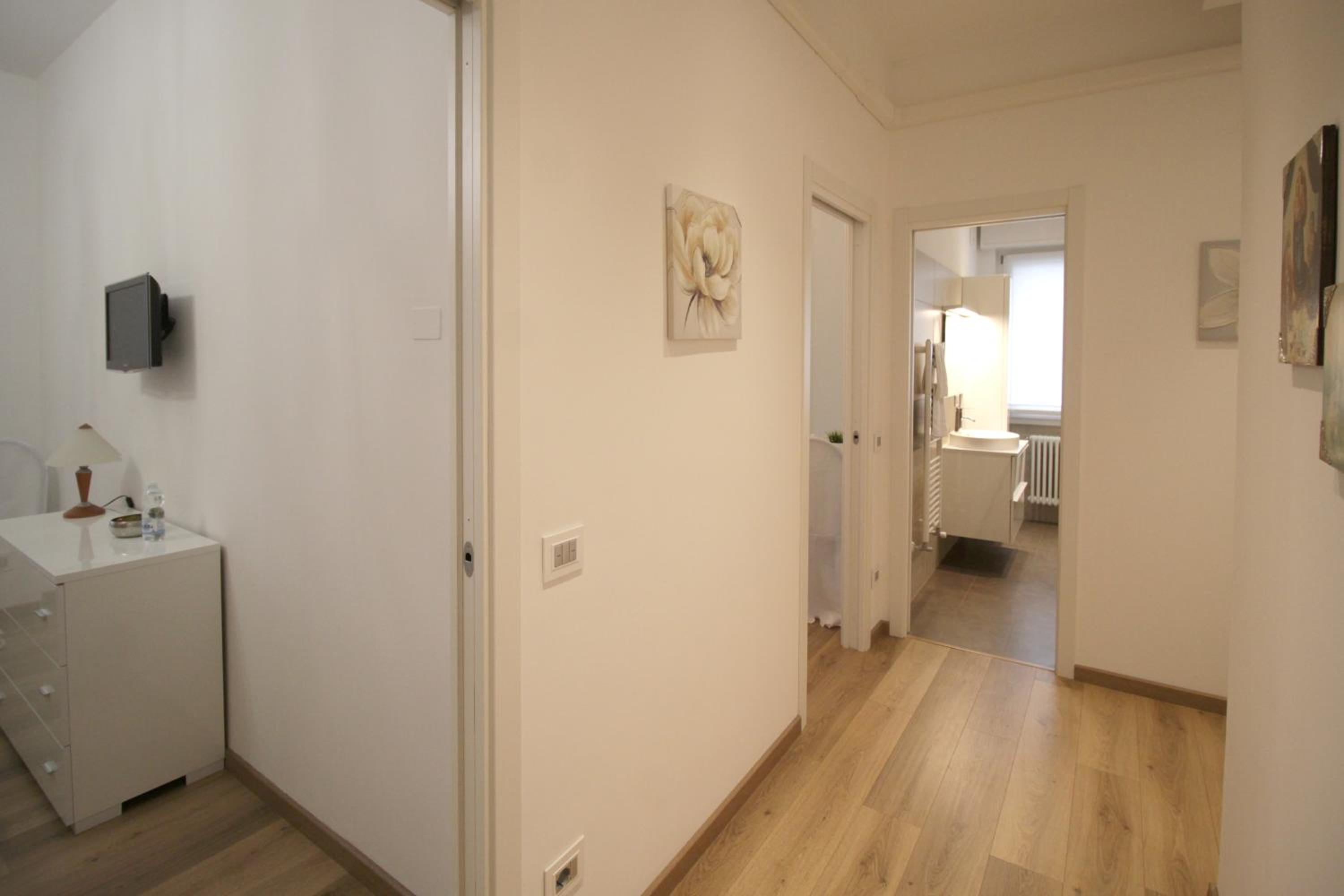 Double Room - Photo 4