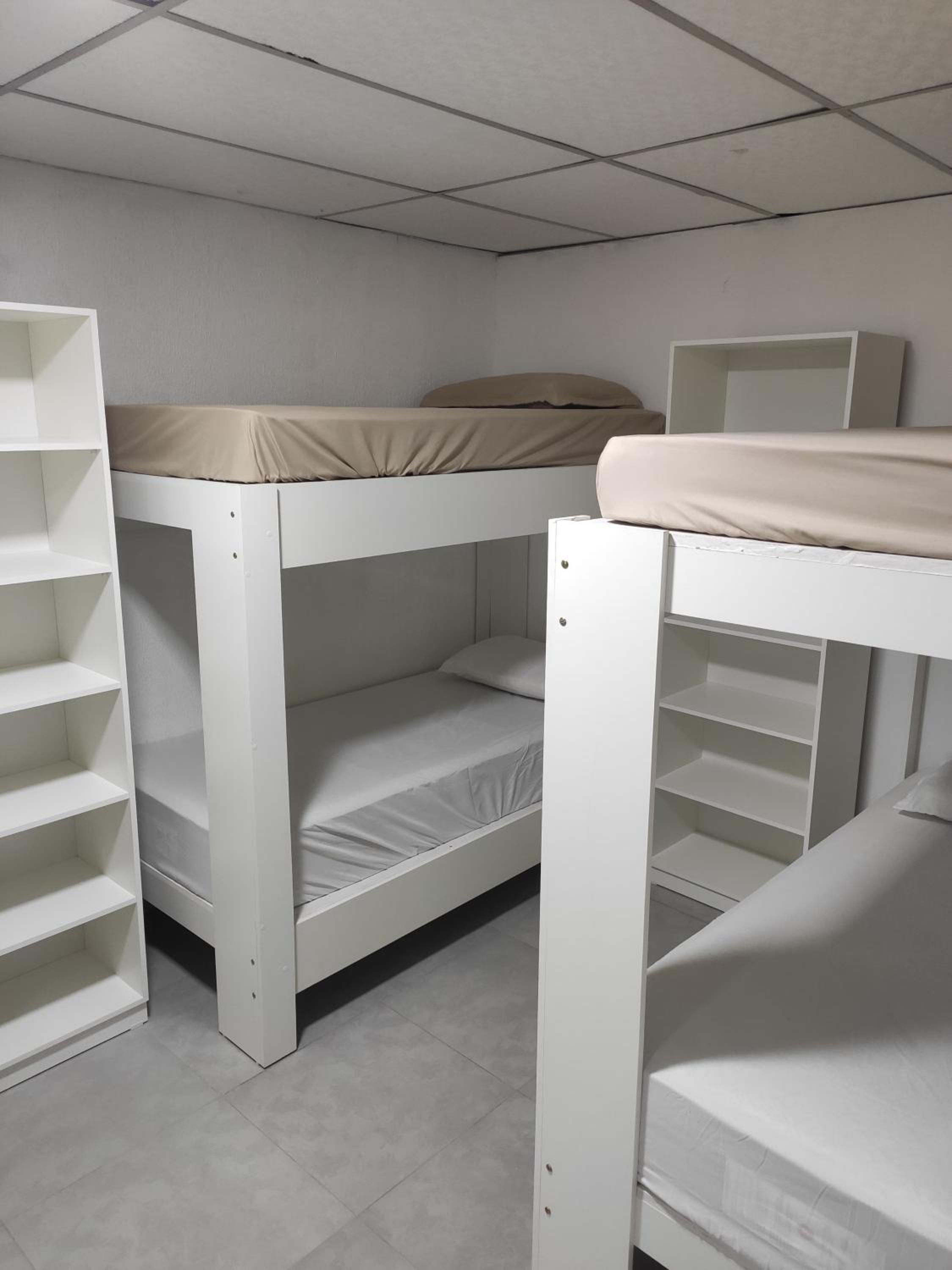 Mixed Dormitory Room photo 3