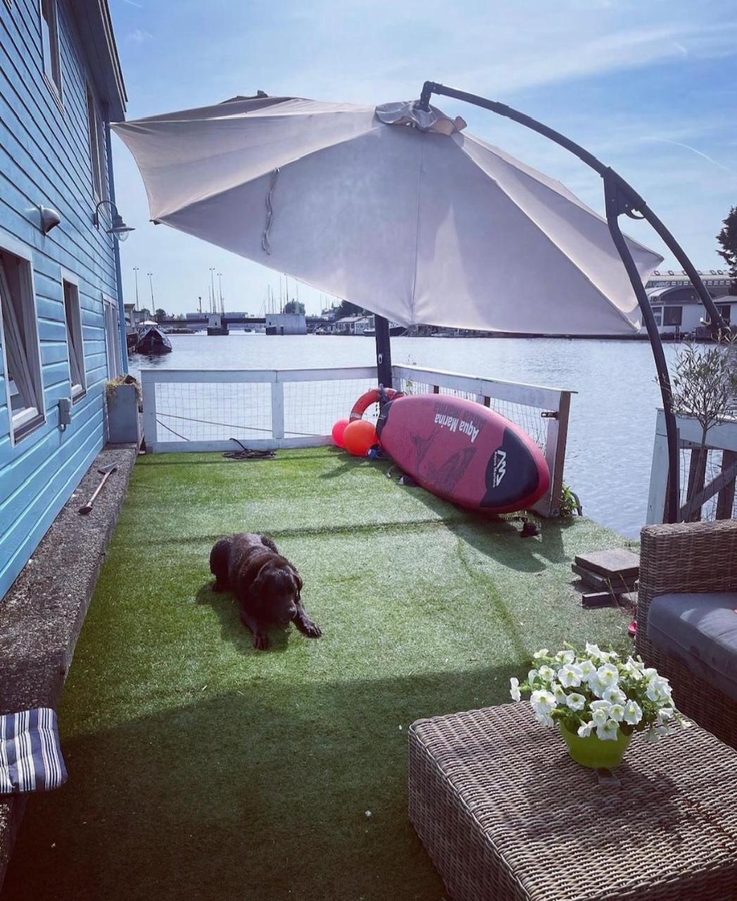 Double Room with Terrace thumbnail 6