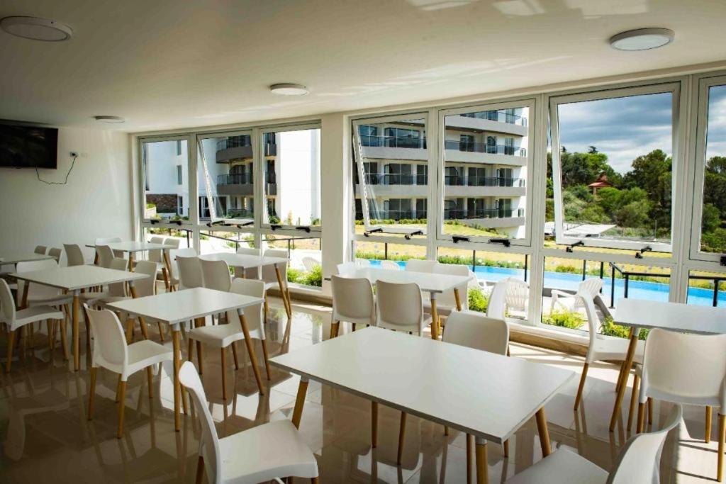 Apartment with Pool View  photo 3