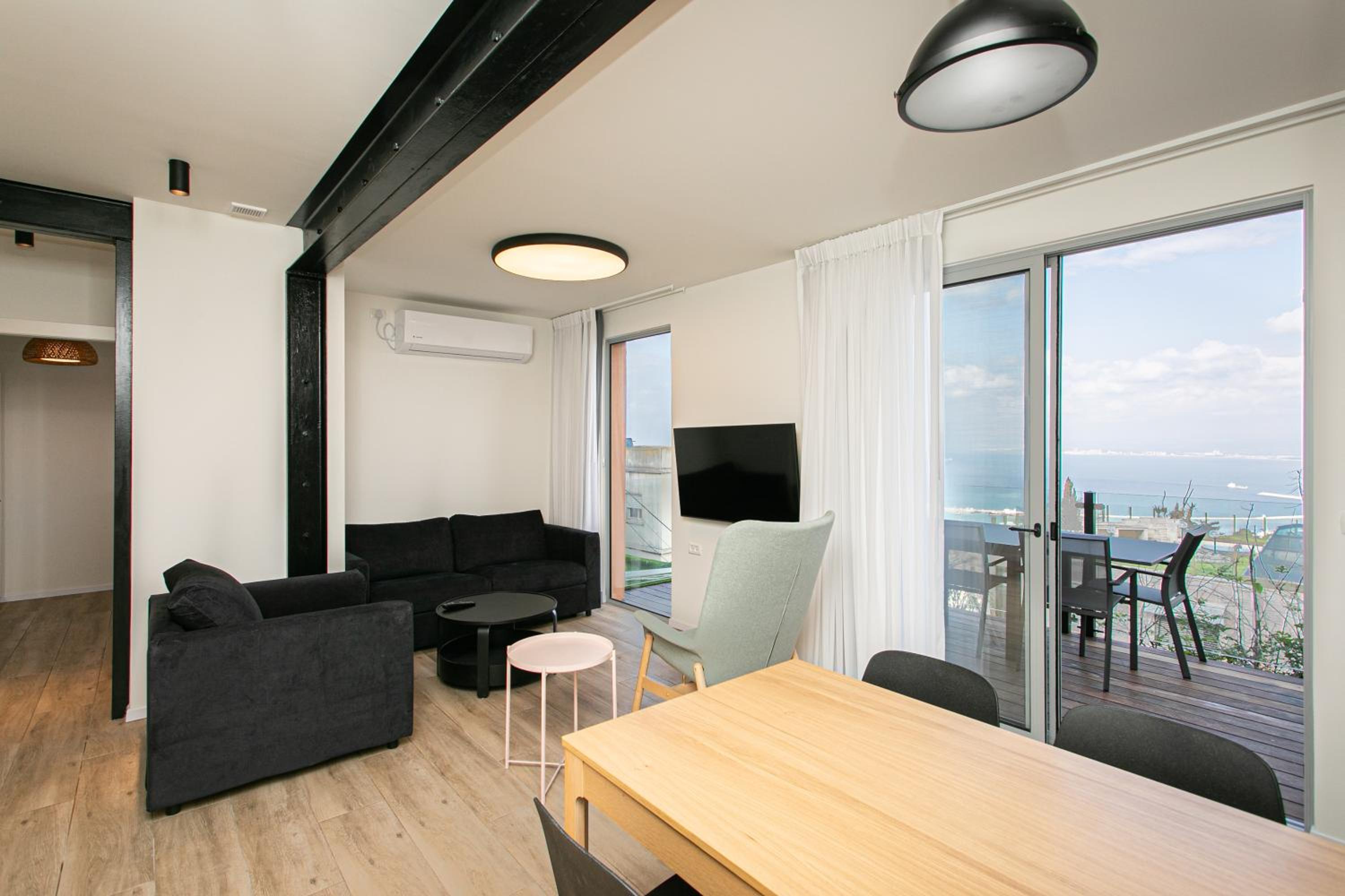 Apartment with Sea View photo 1