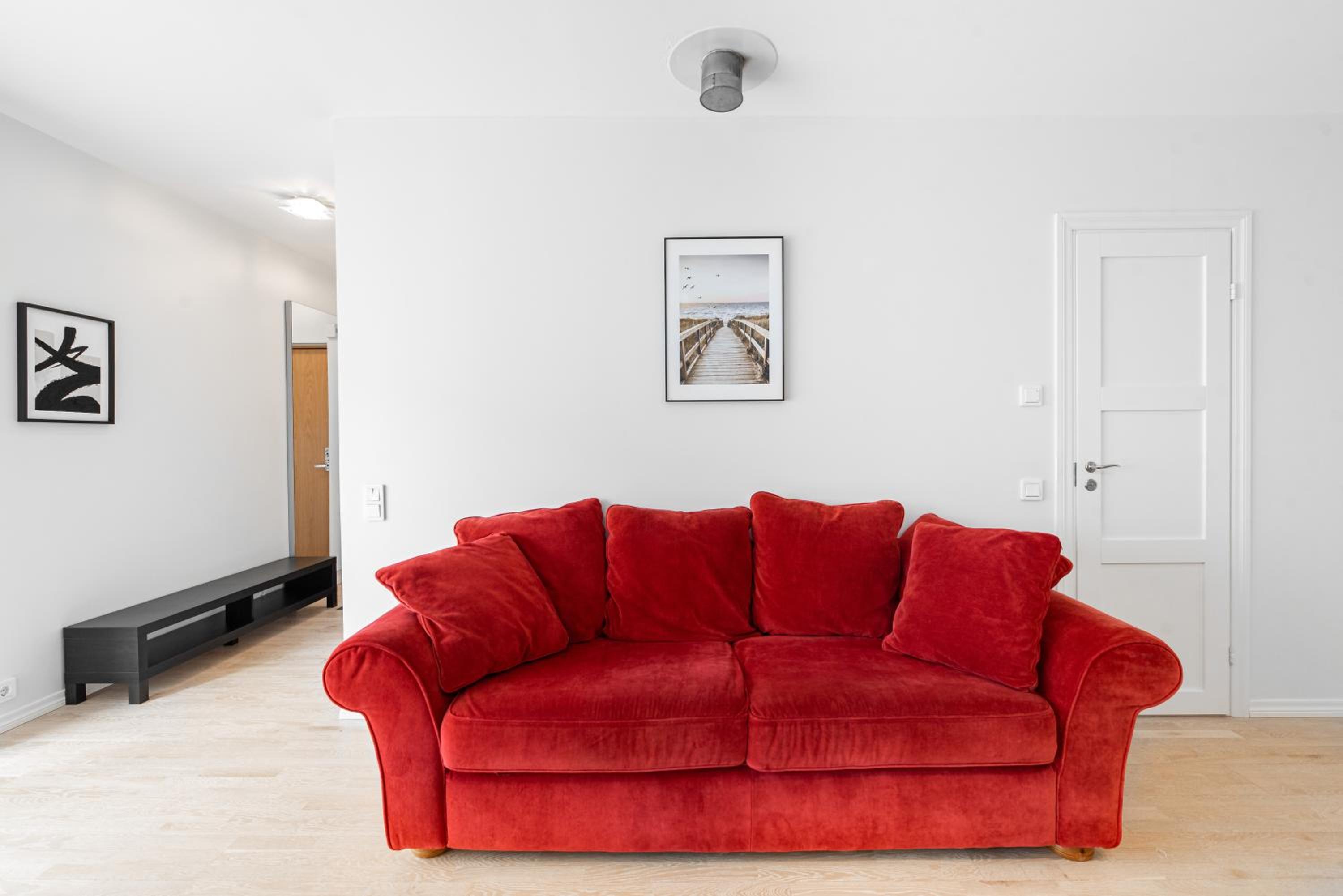 Three-Bedroom Apartment photo 2