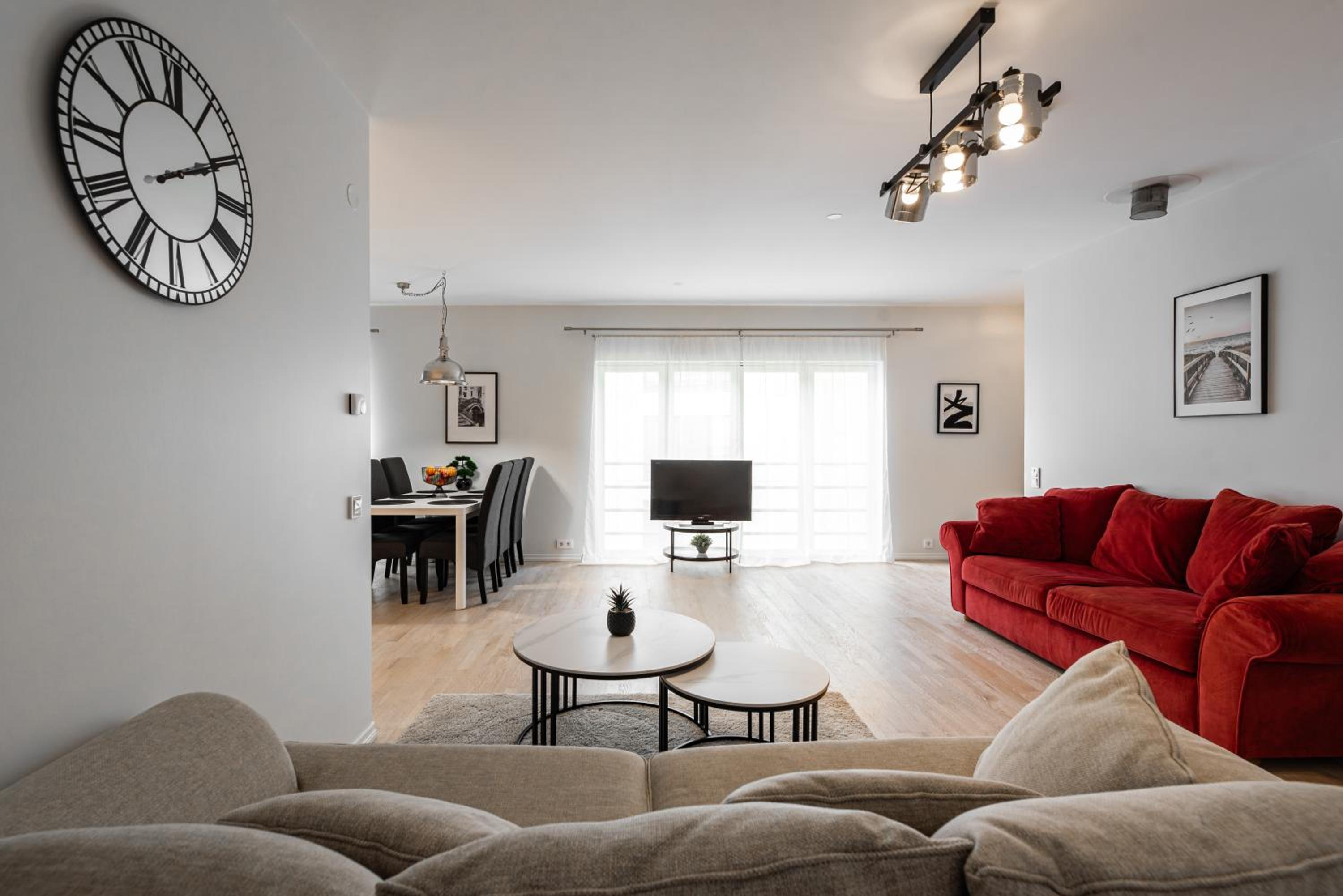 Three-Bedroom Apartment photo 1