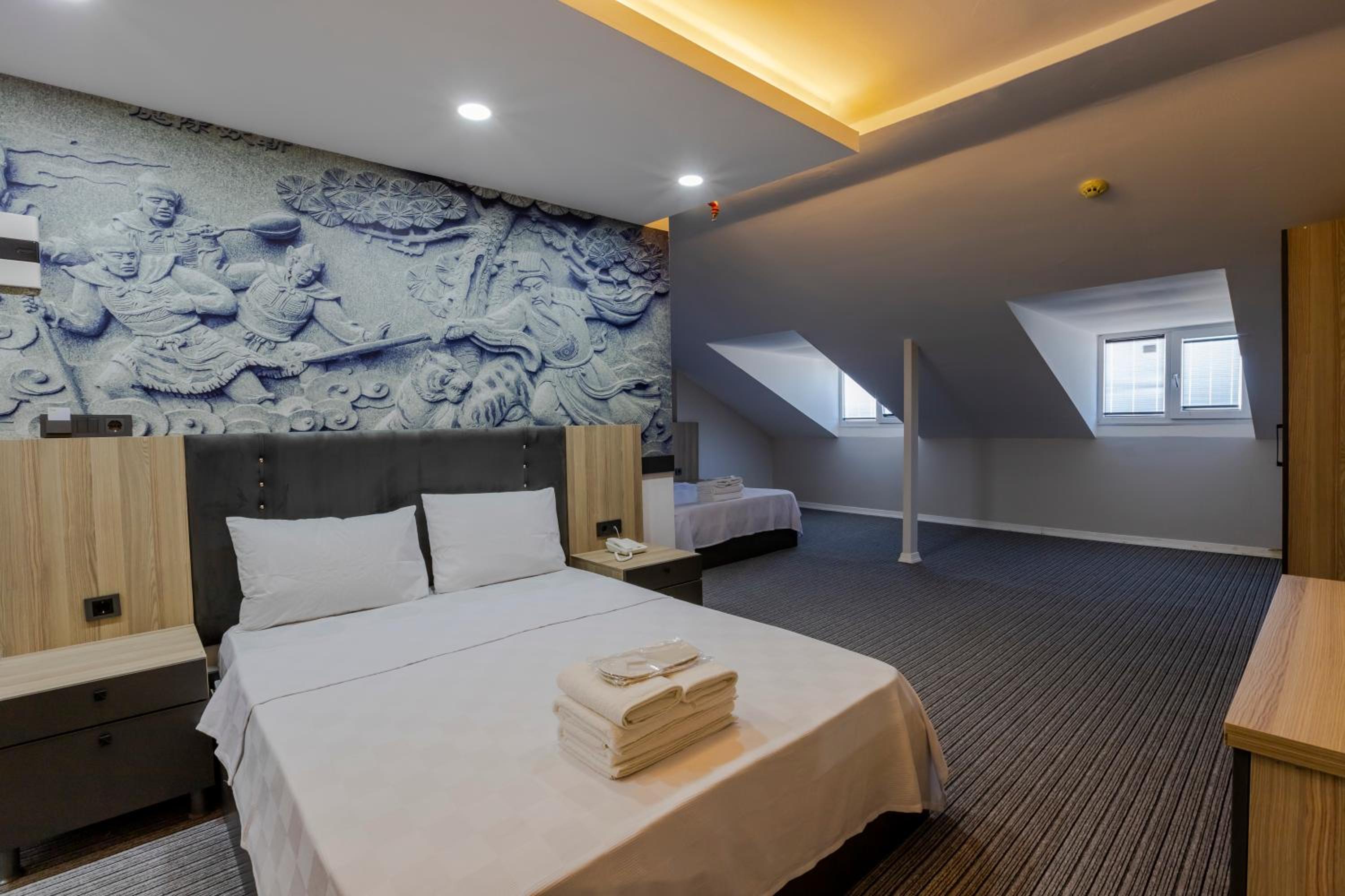 Deluxe Double Or Twin Room With Mountain View