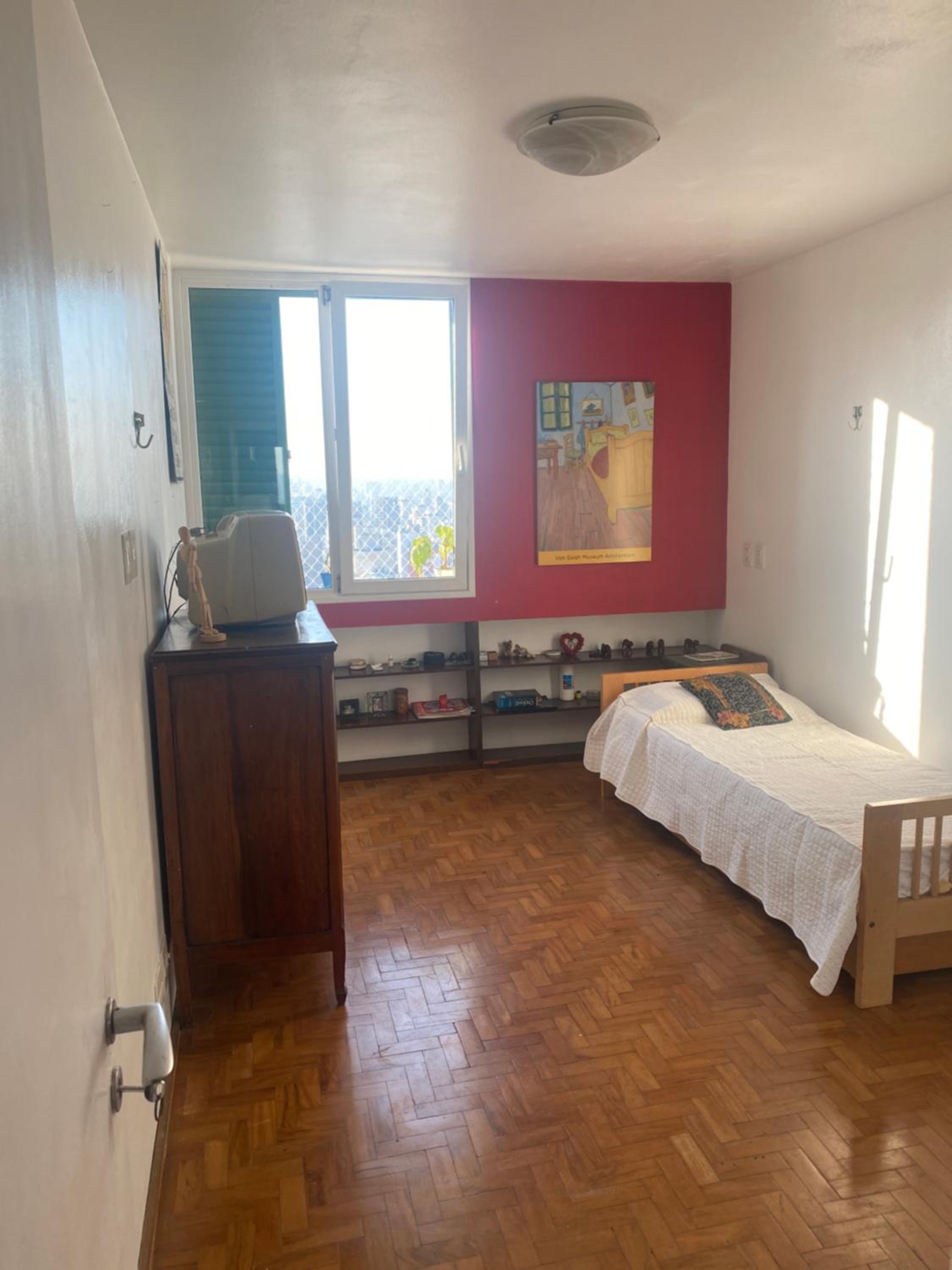 Standard Double Room with Shared Bathroom