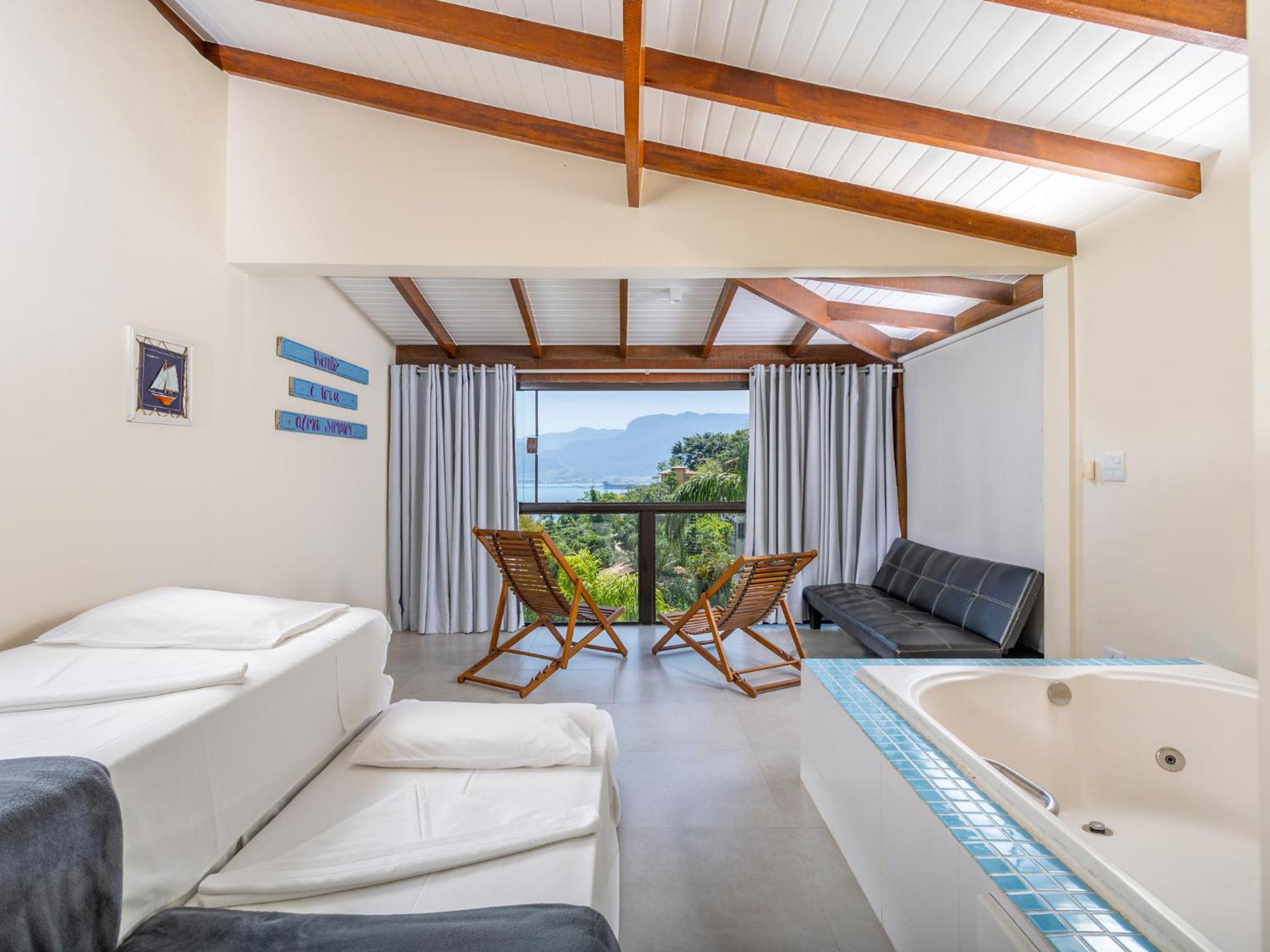 Luxury Triple Room photo 1