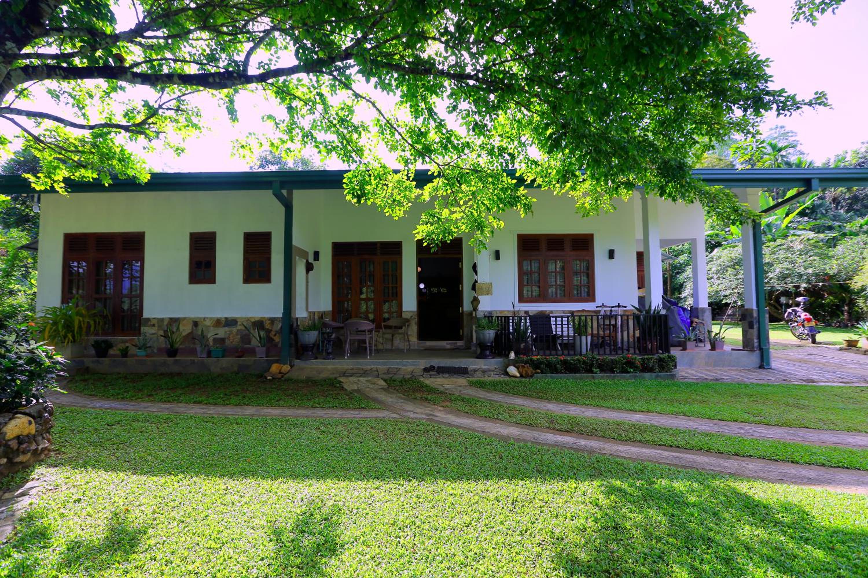 Family Bungalow photo 2