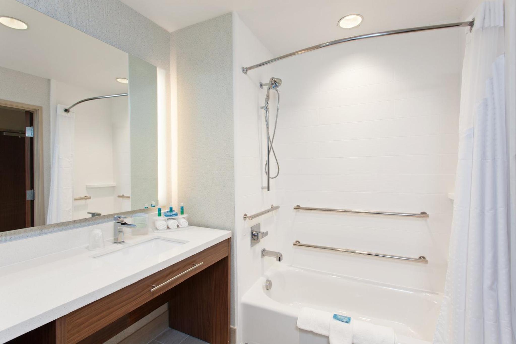 Holiday Inn Express & Suites Houston S - Medical Ctr Area by IHG, Φωτογραφία 2