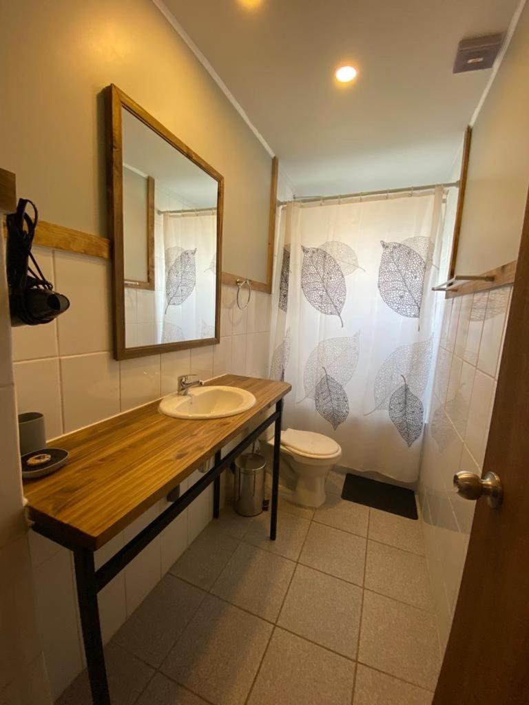Quadruple Room with Private Bathroom photo 3