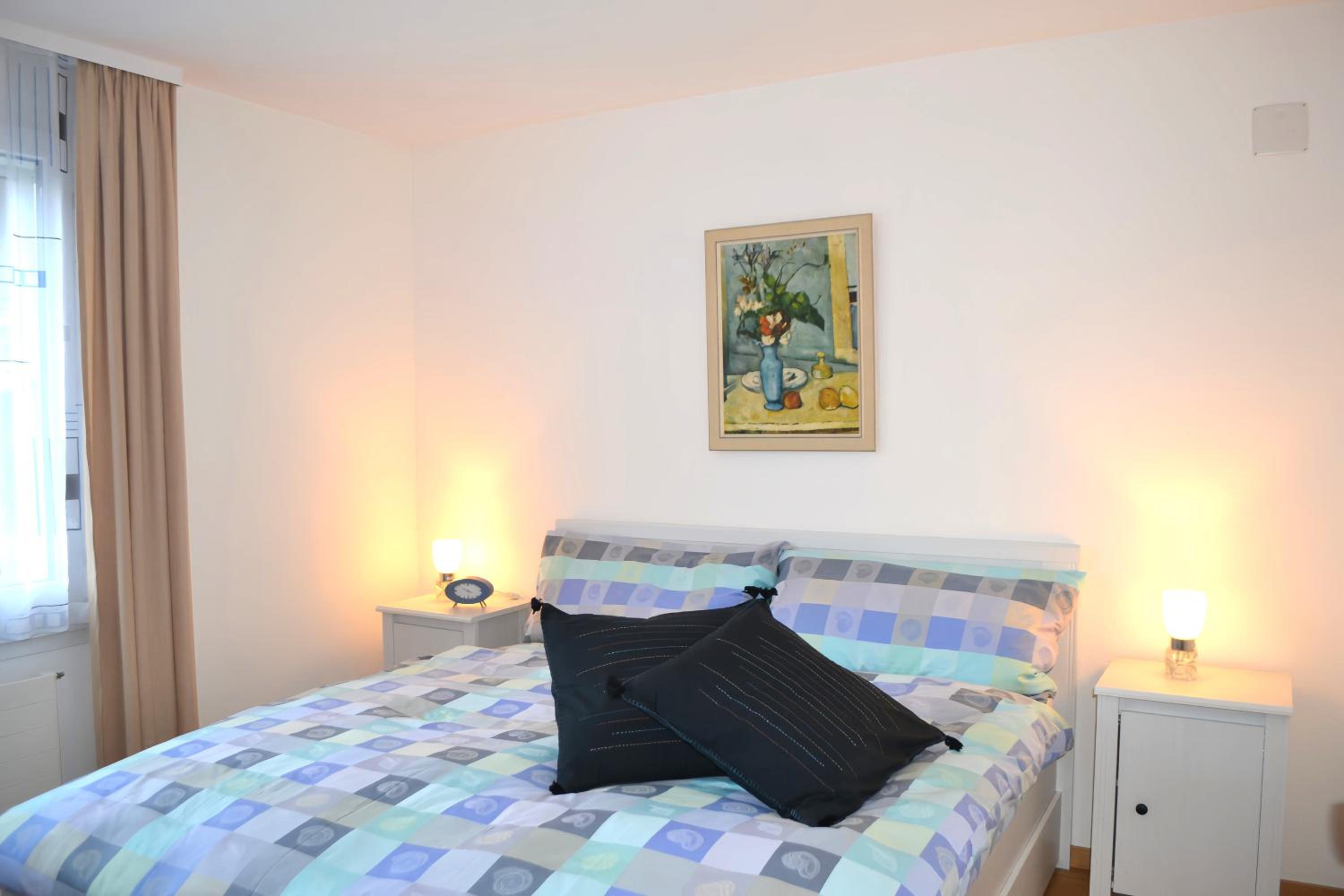 Three-Bedroom Apartment photo 1