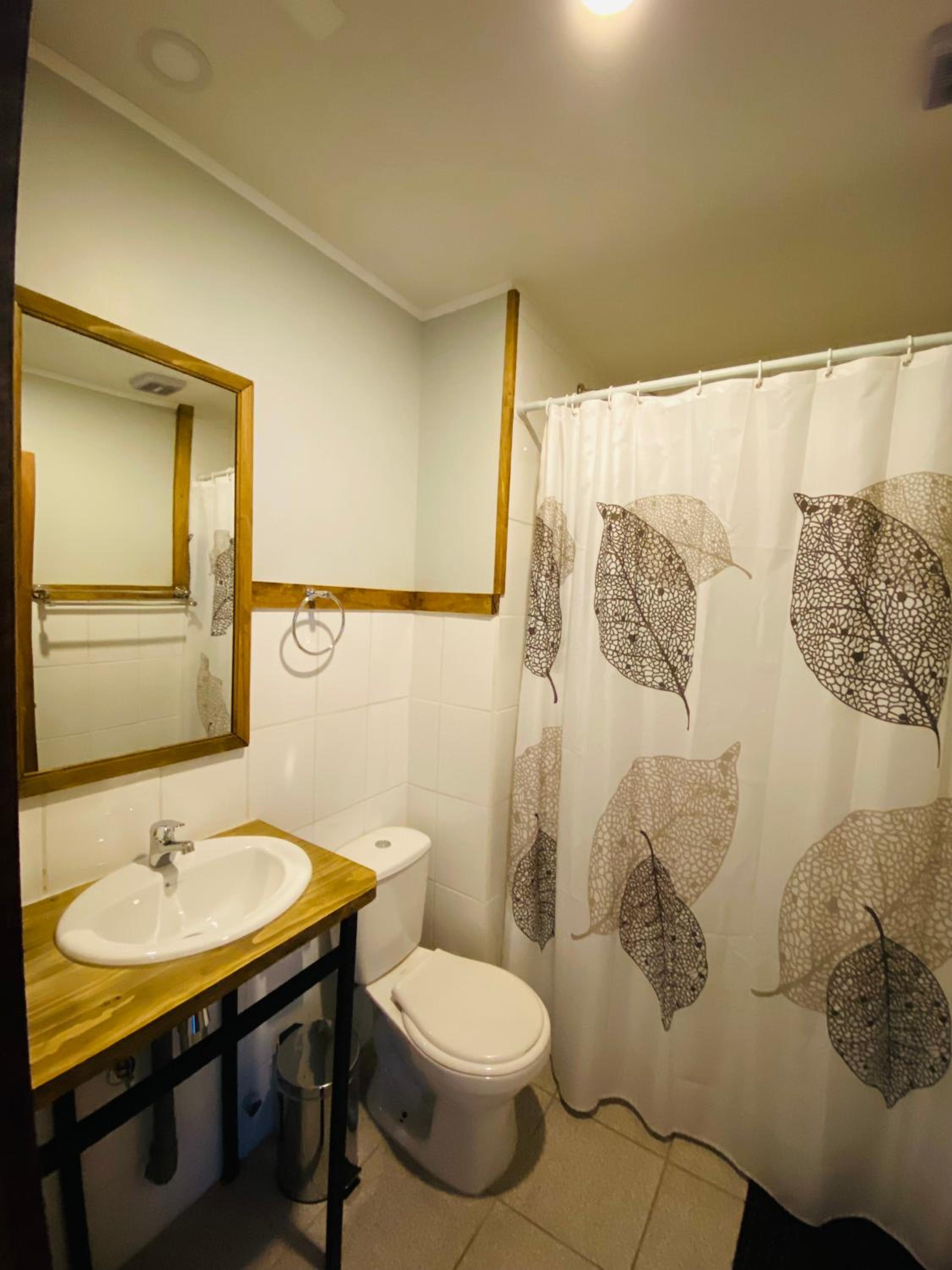 Quadruple Room with Private Bathroom photo 3