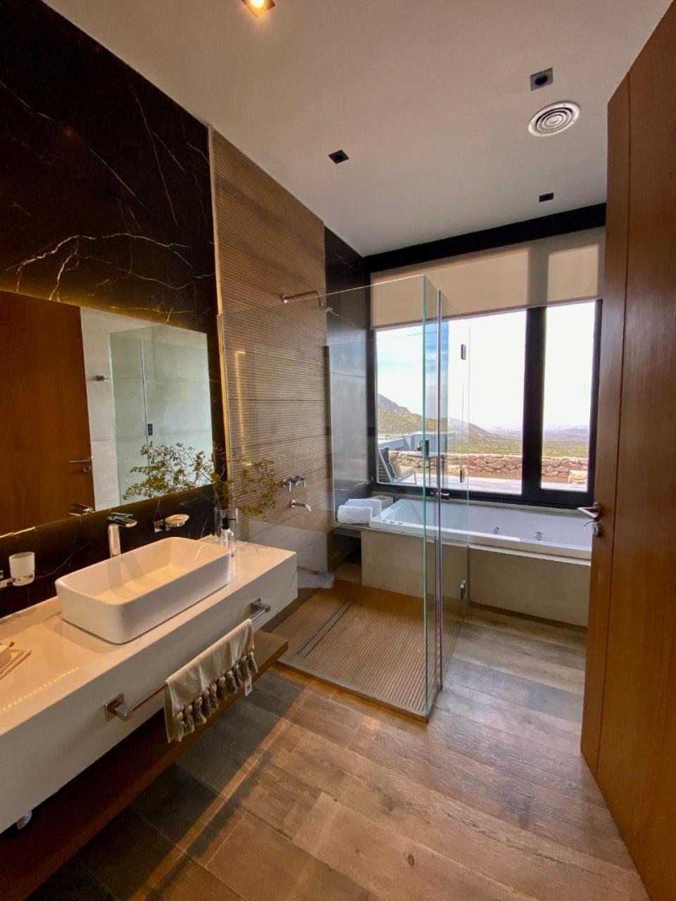 Superior Suite photo 2