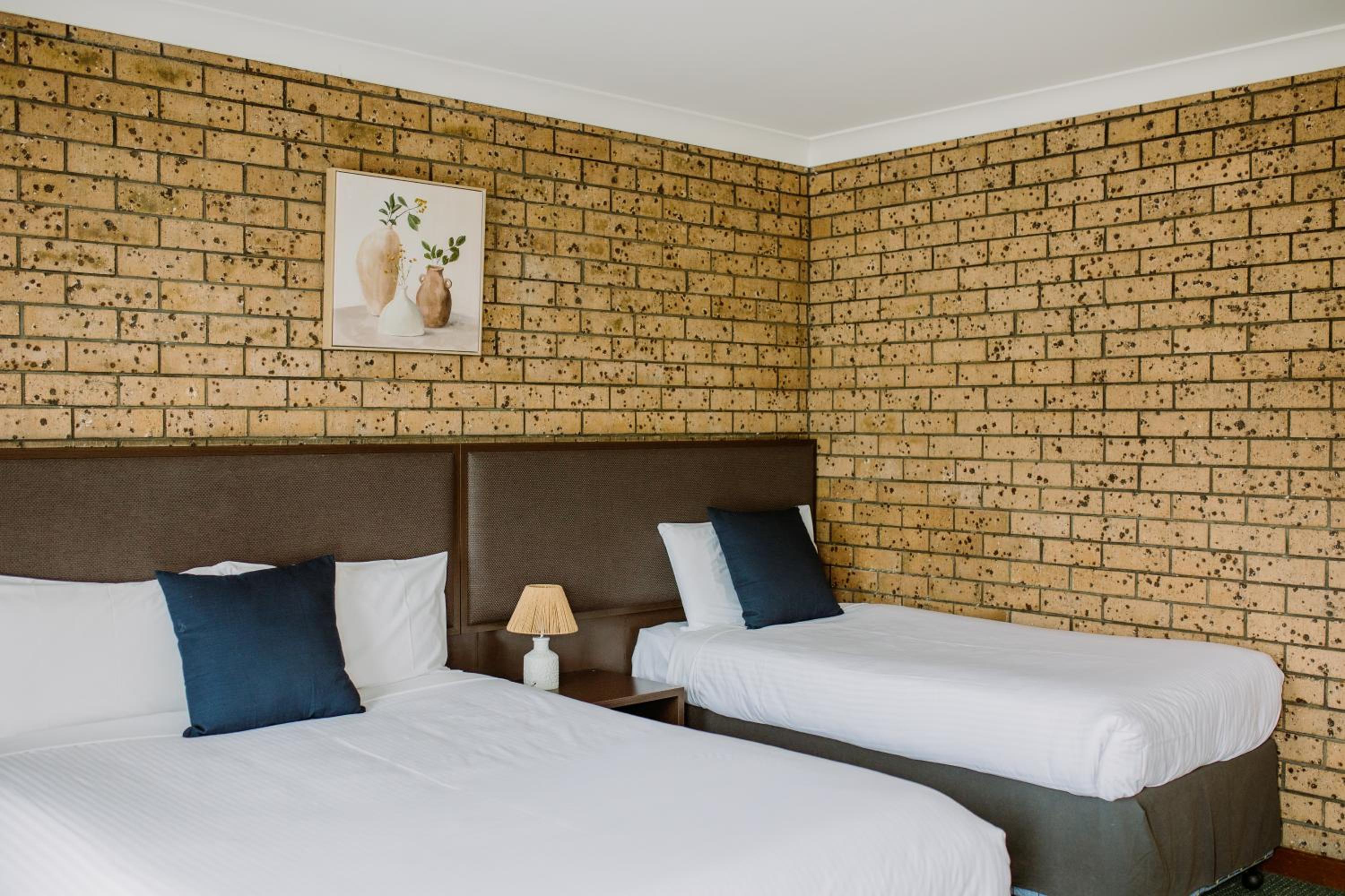 Budget Twin Room photo 3