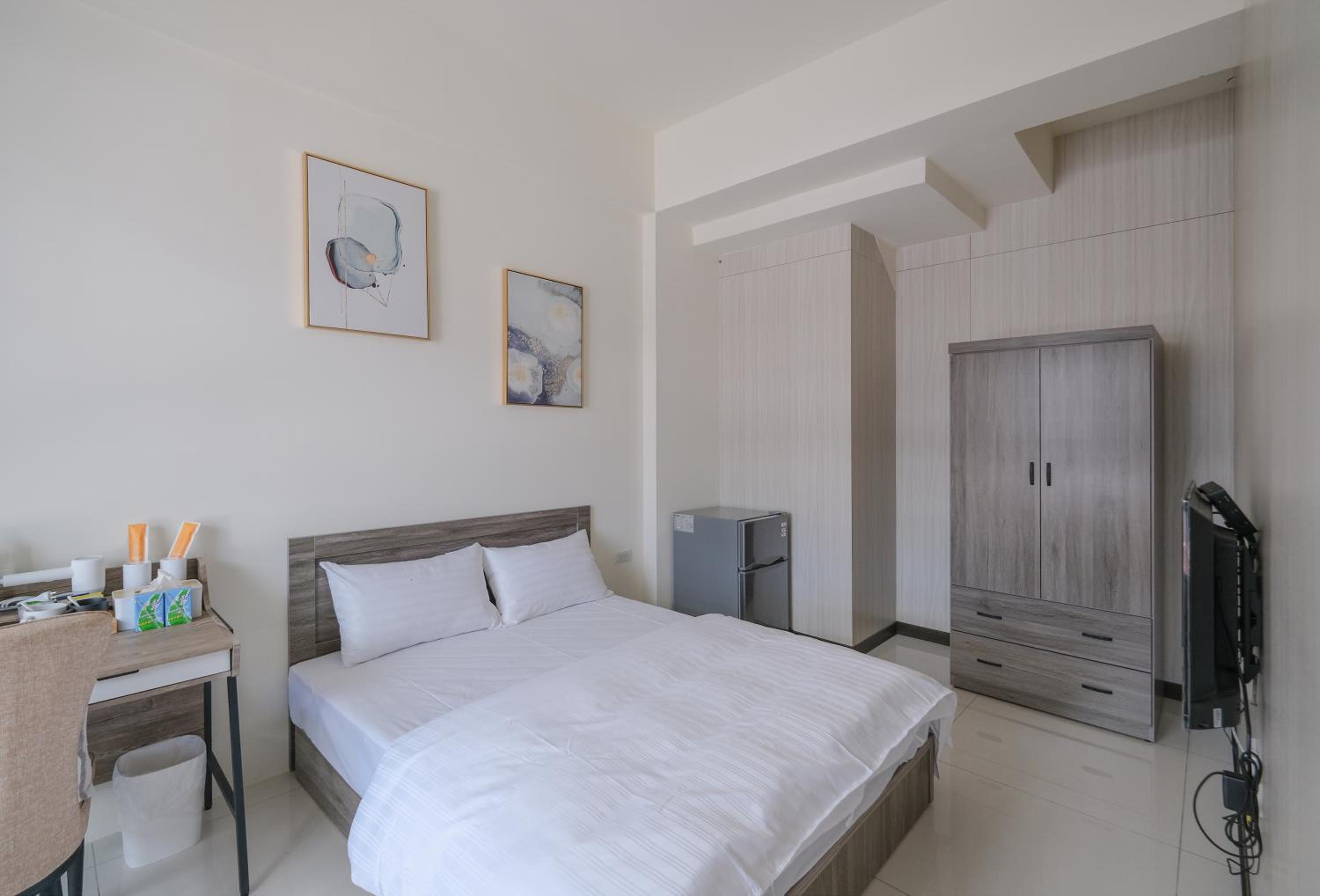 Double Room with Private External Bathroom