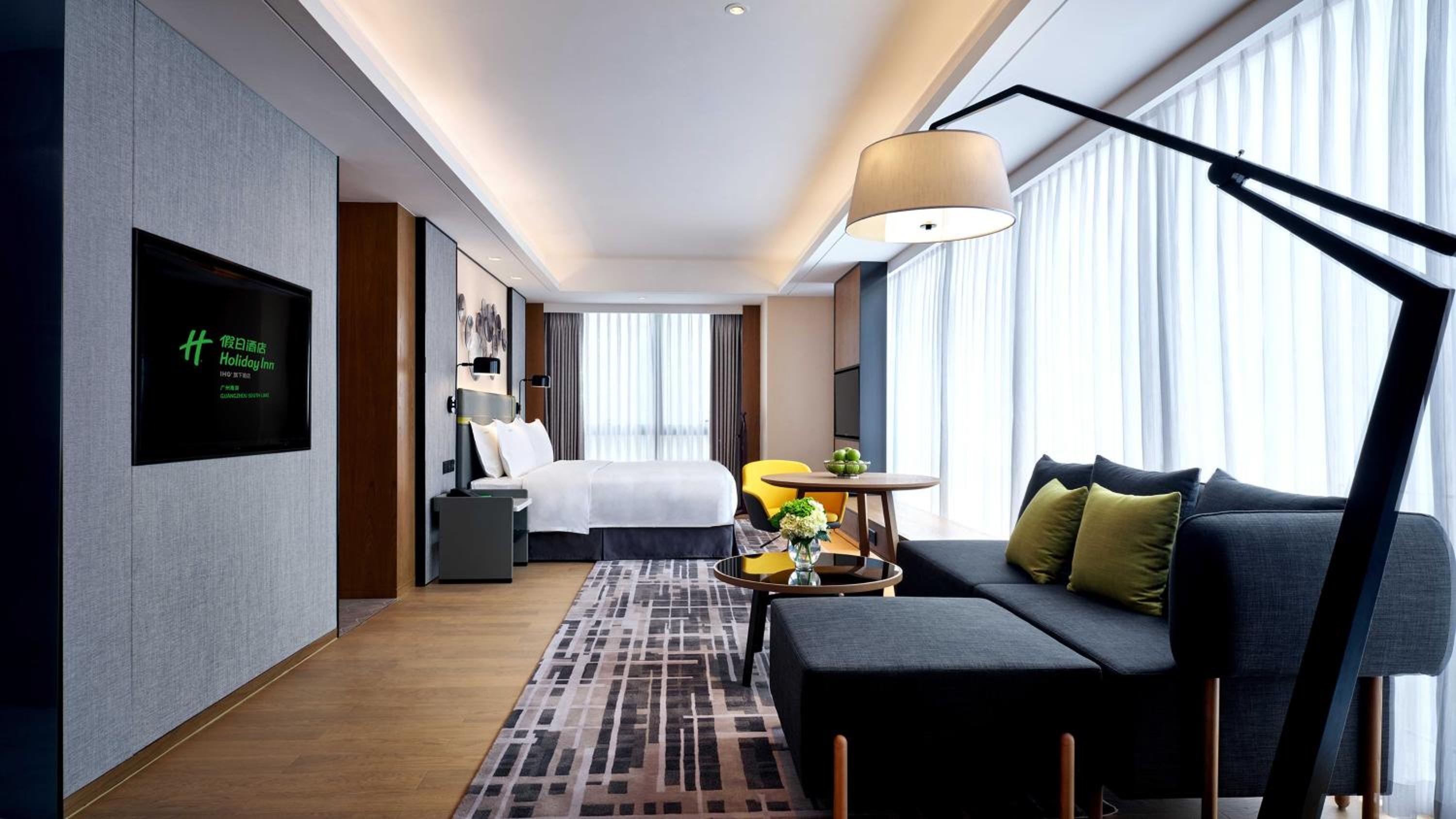 King Suite - Photo 5