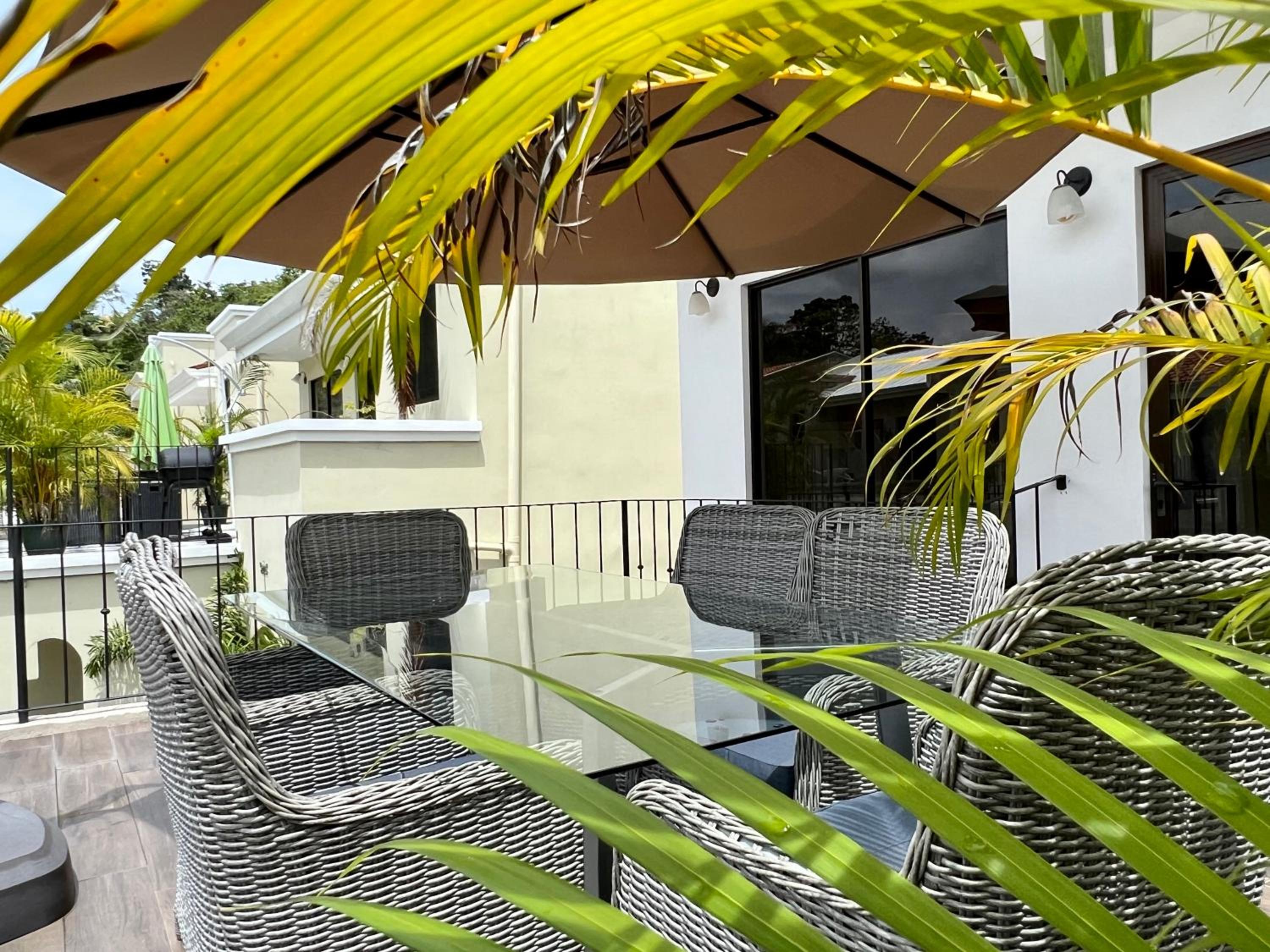 Three-Bedroom Villa photo 3