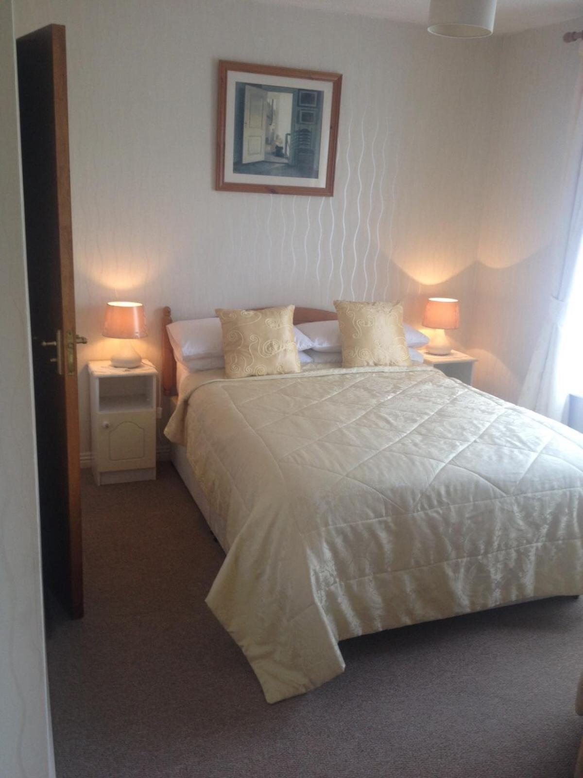 Double Room - Photo 6