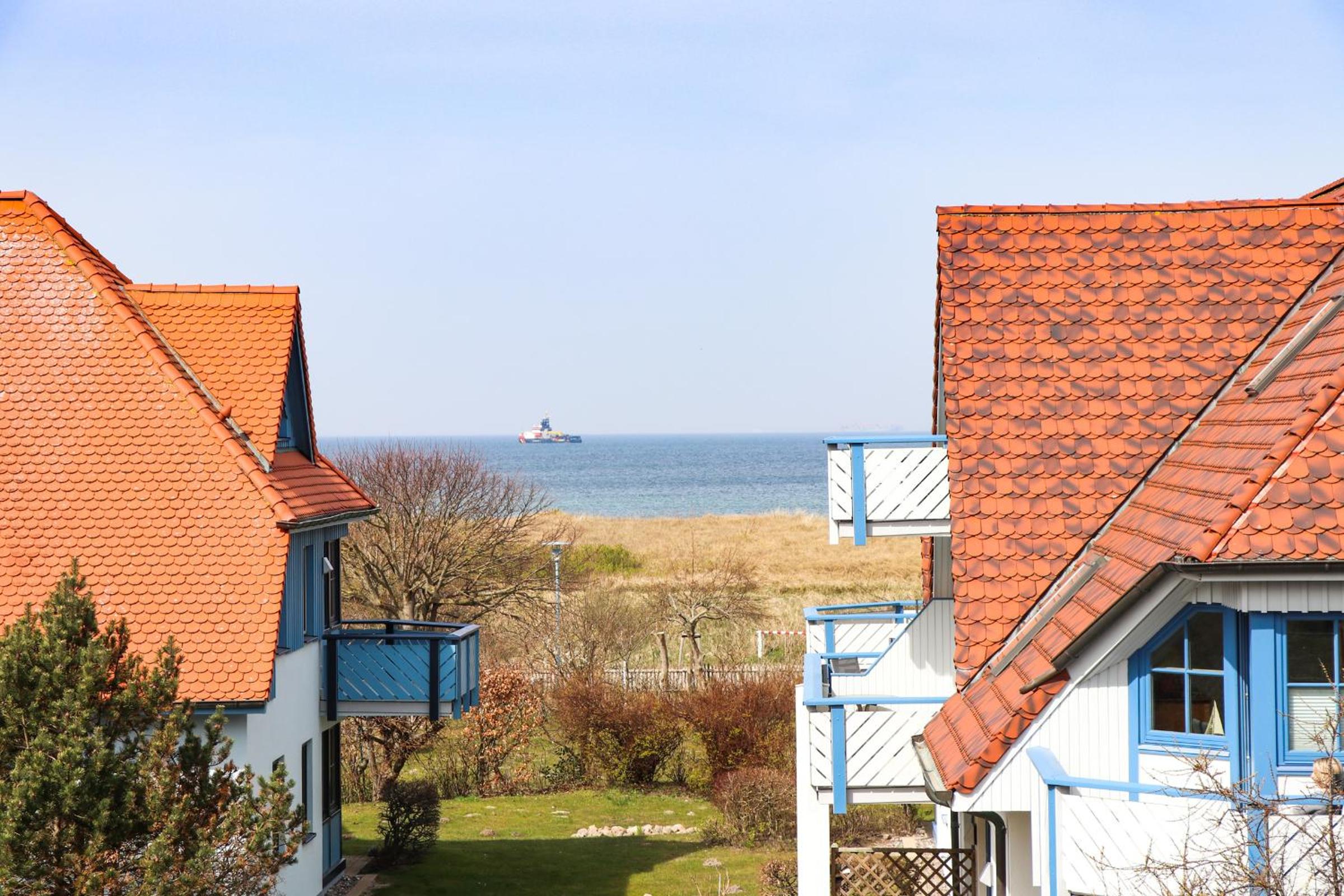 Apartment with Sea View photo 2