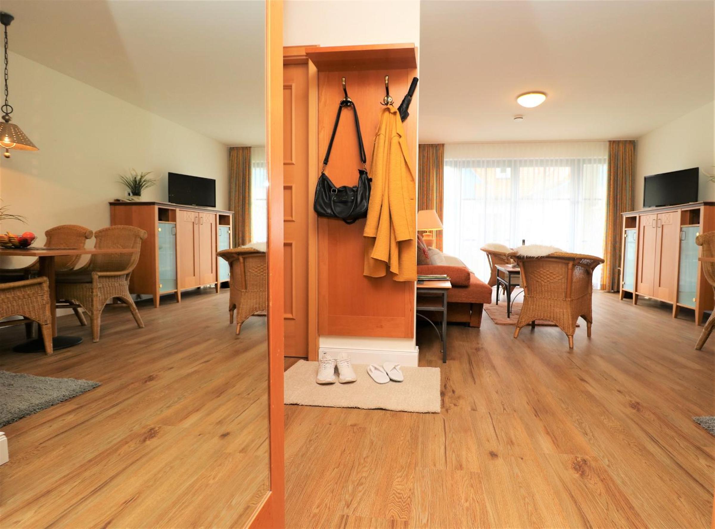 Apartment with Terrace photo 2