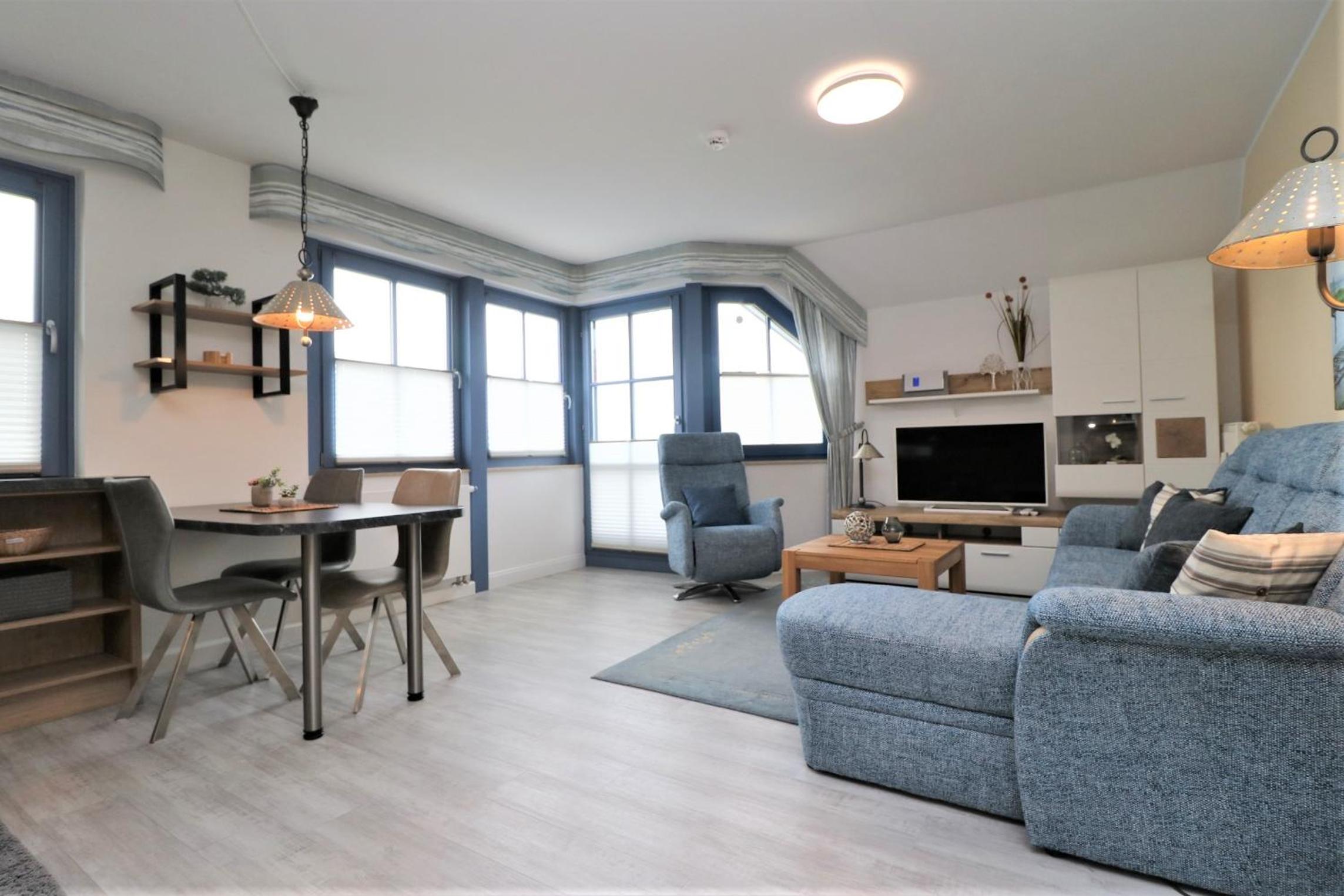 Apartment with Sea View photo 2