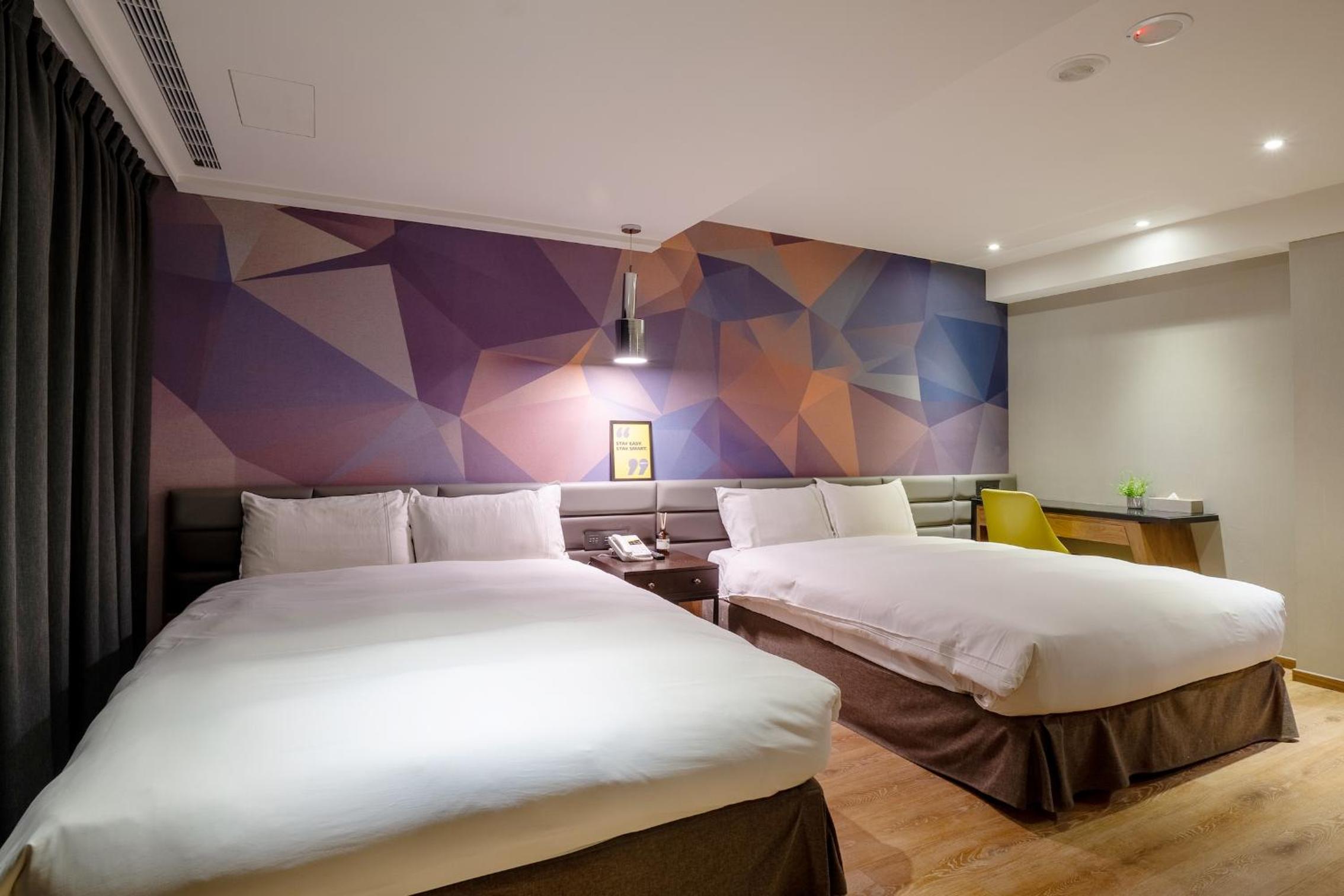 Standard Quadruple Room without Window