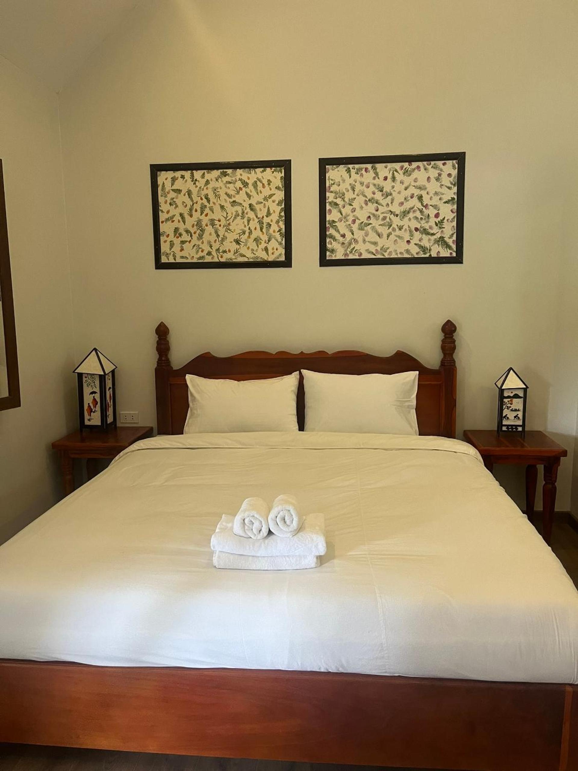 Double Room With Balcony - Photo 8