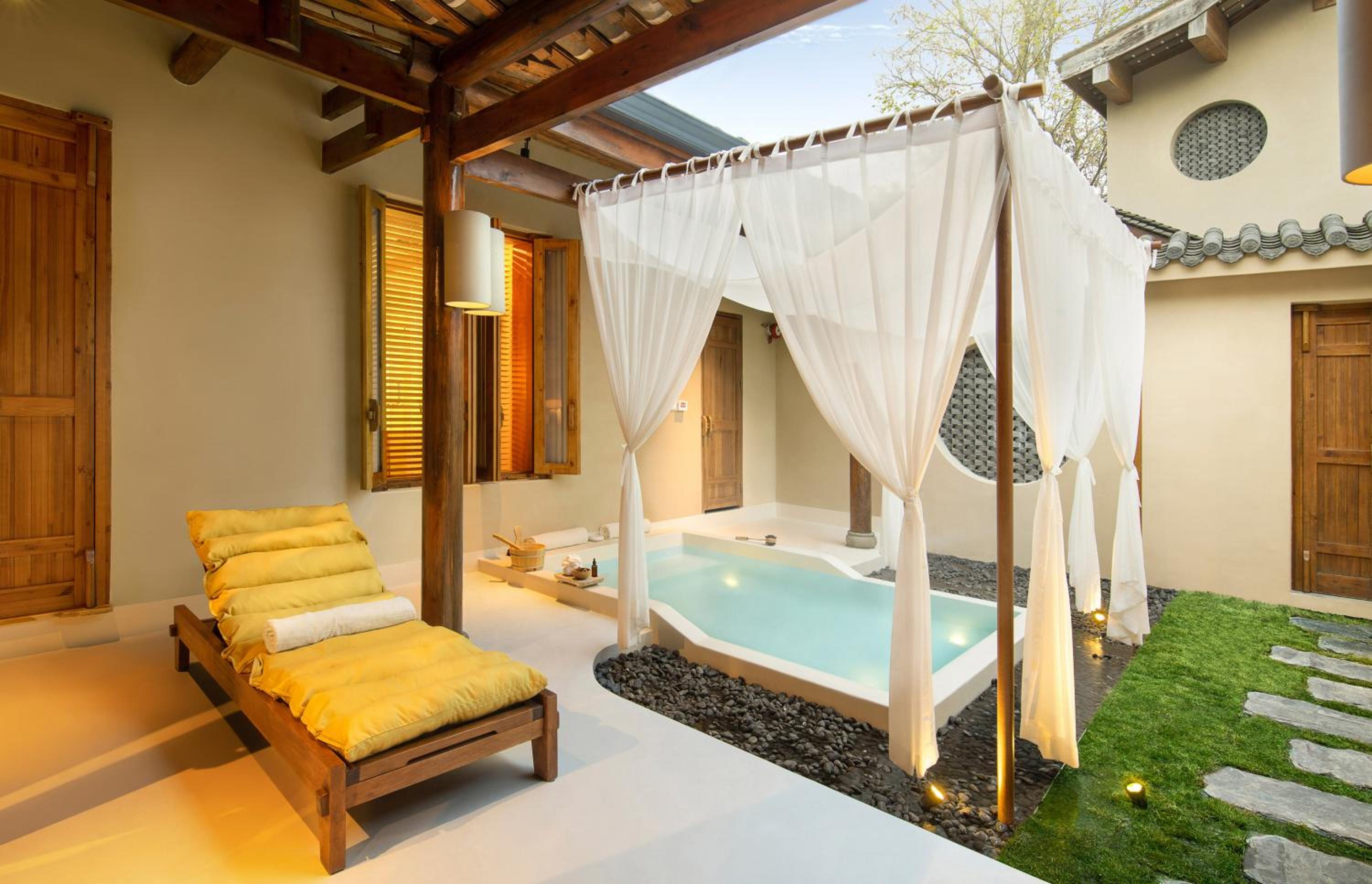 Six Senses Hot Spring Suite photo 2