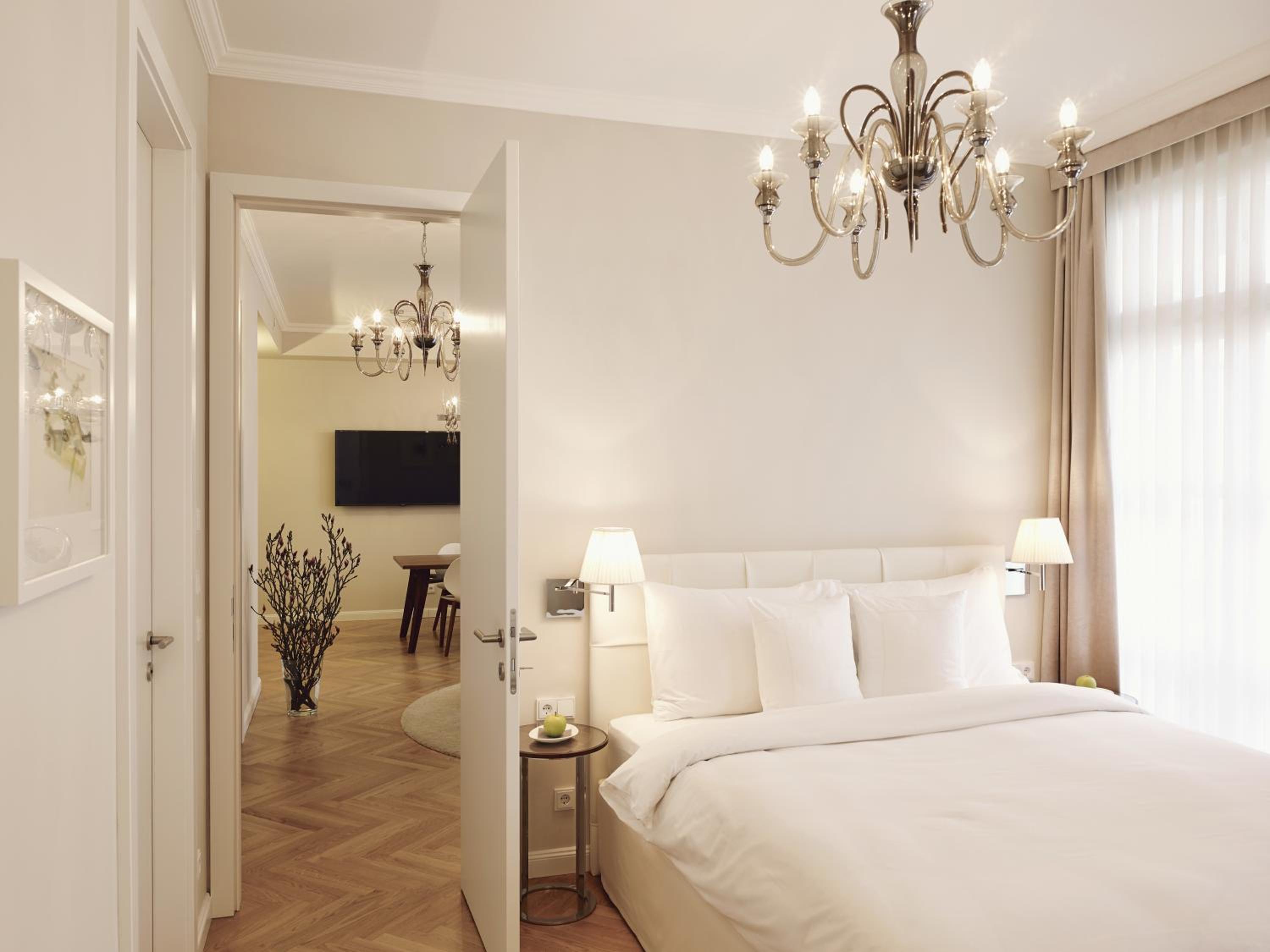 One-Bedroom Apartment With Balcony photo 2