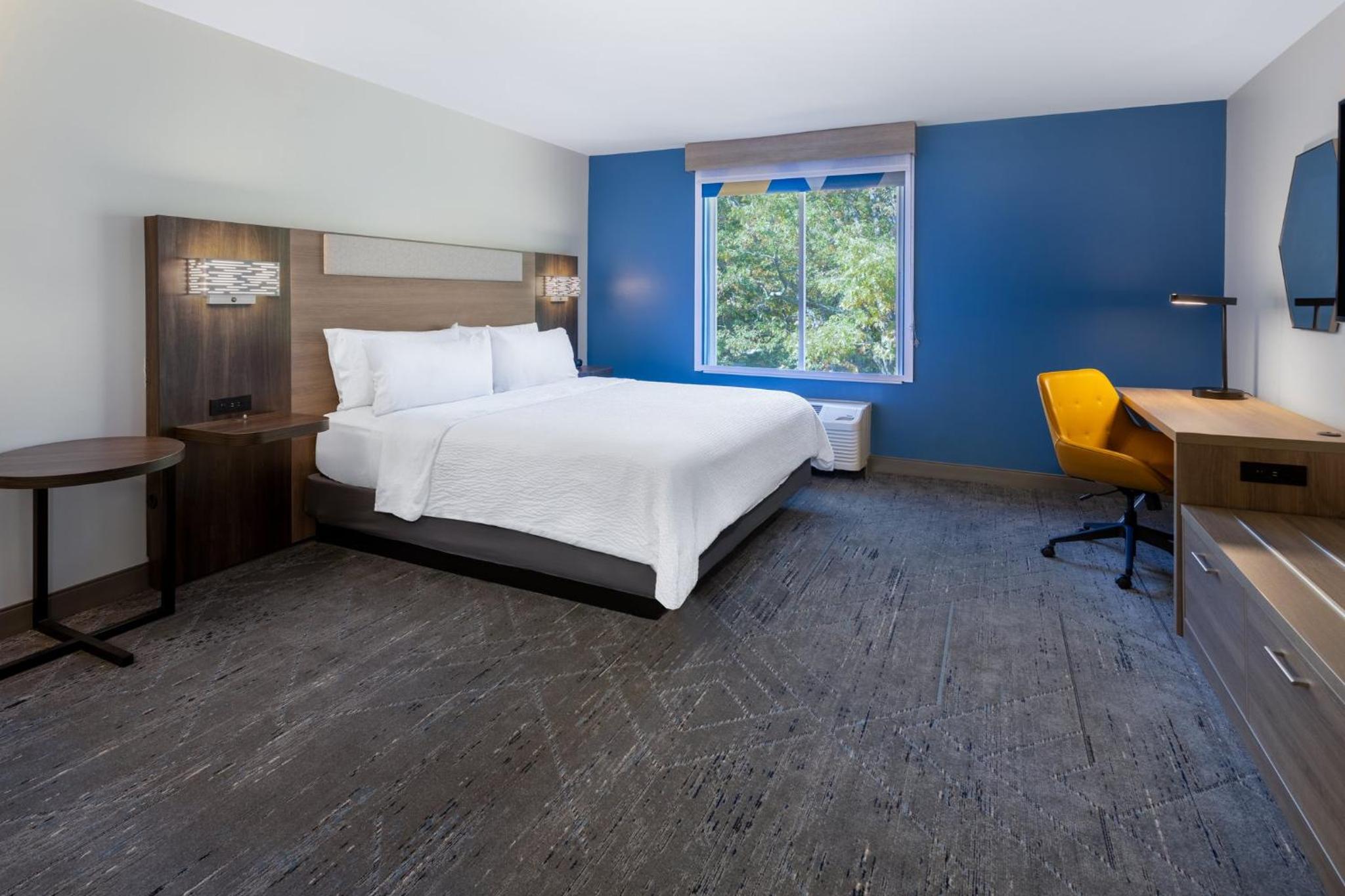Standard King Room - Photo 1