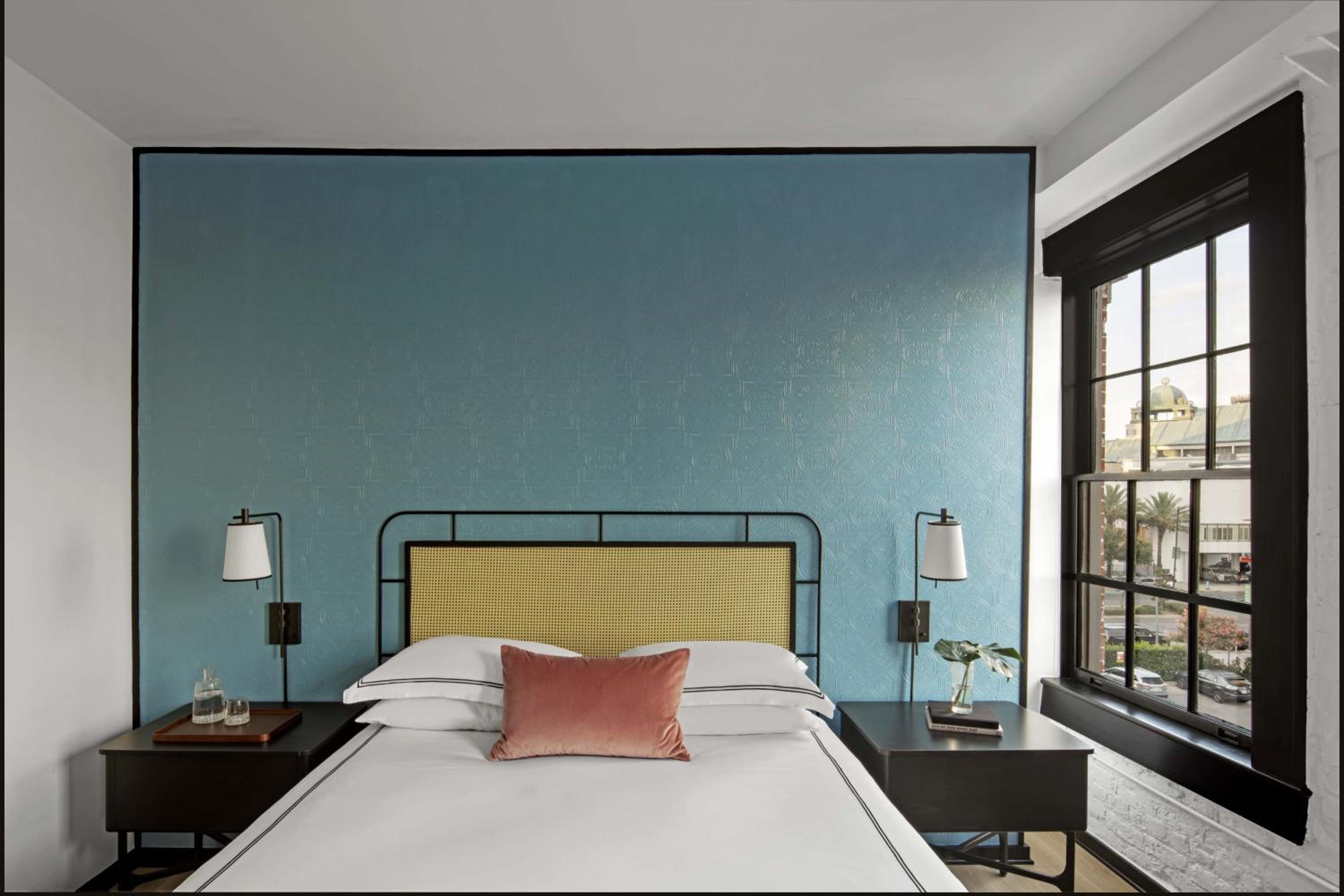 Historic King Room - Photo 1