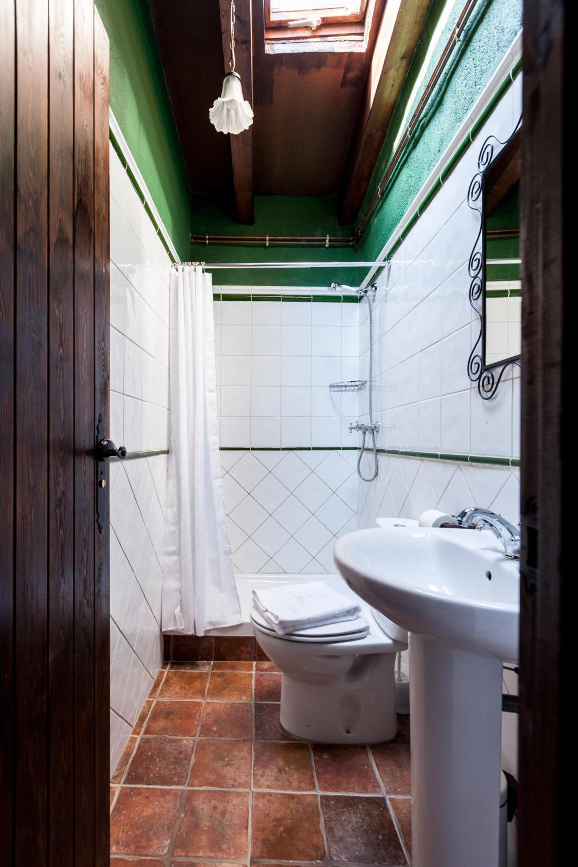 Three-Bedroom Suite photo 3