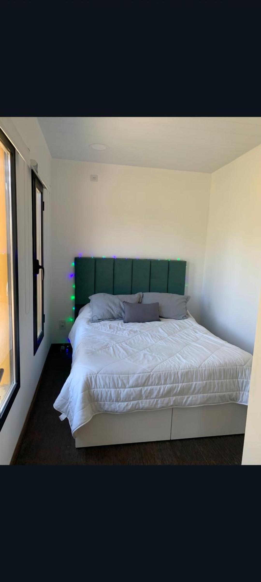 One-Bedroom House photo 1