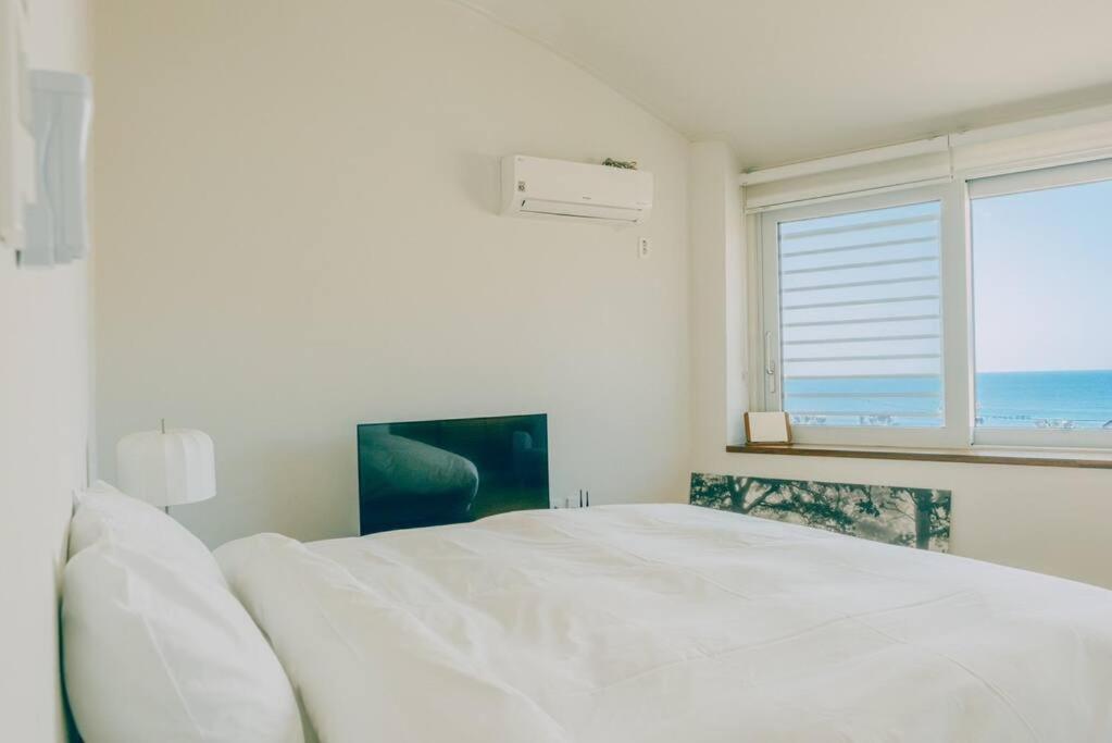 Villa with Sea View photo 1