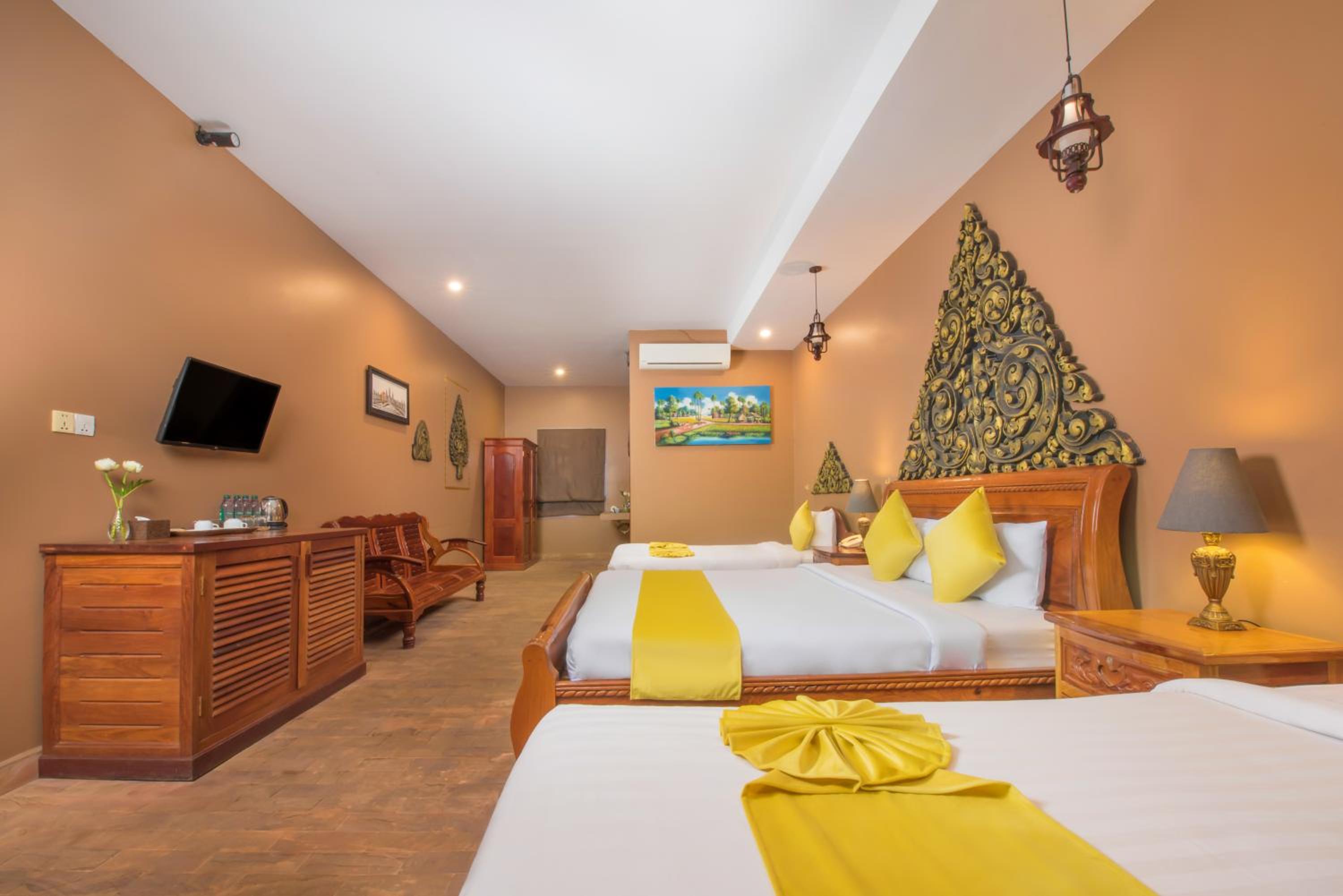 Deluxe Triple Room - Photo 1