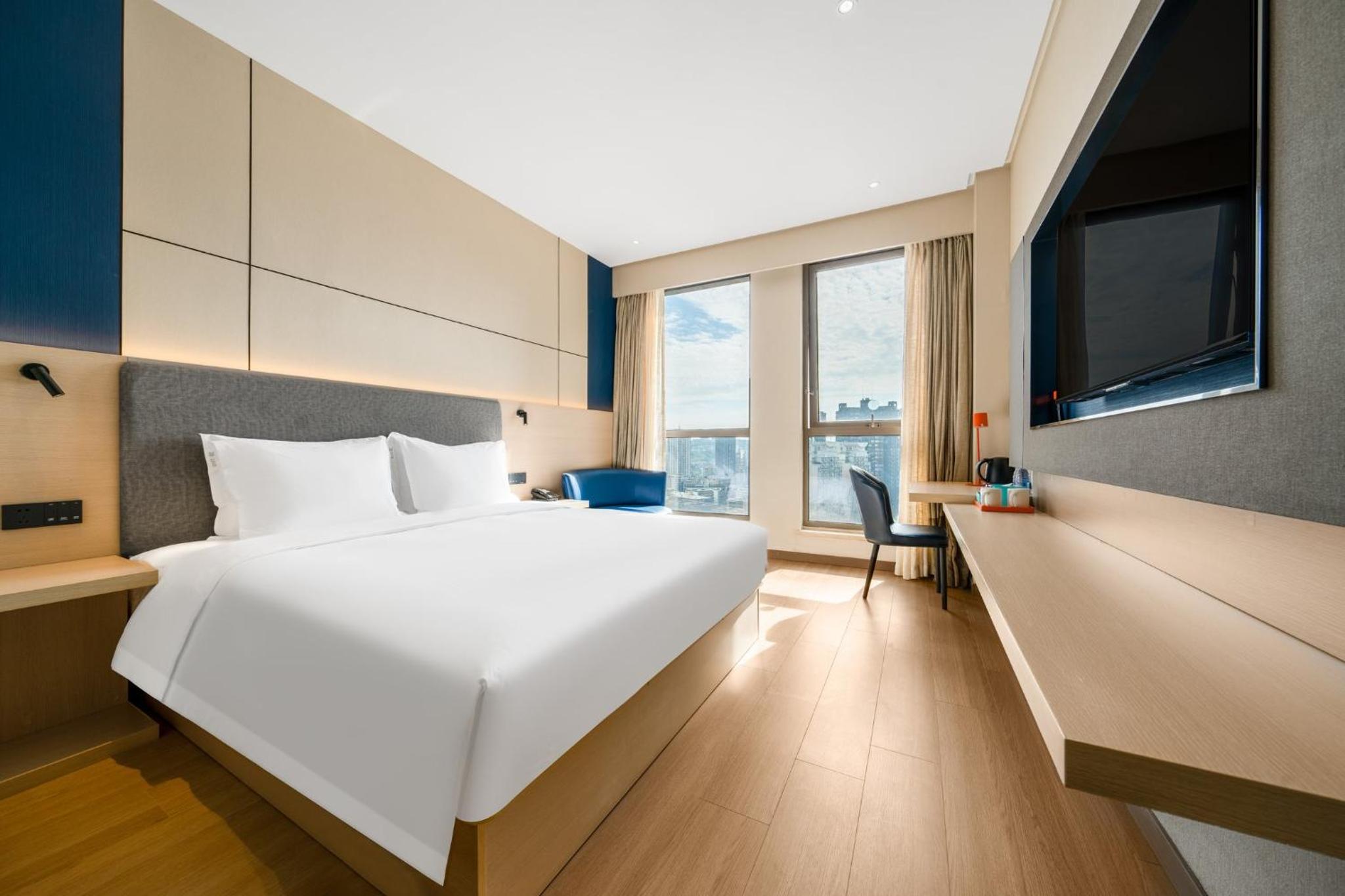 Specialty Room - Photo 1