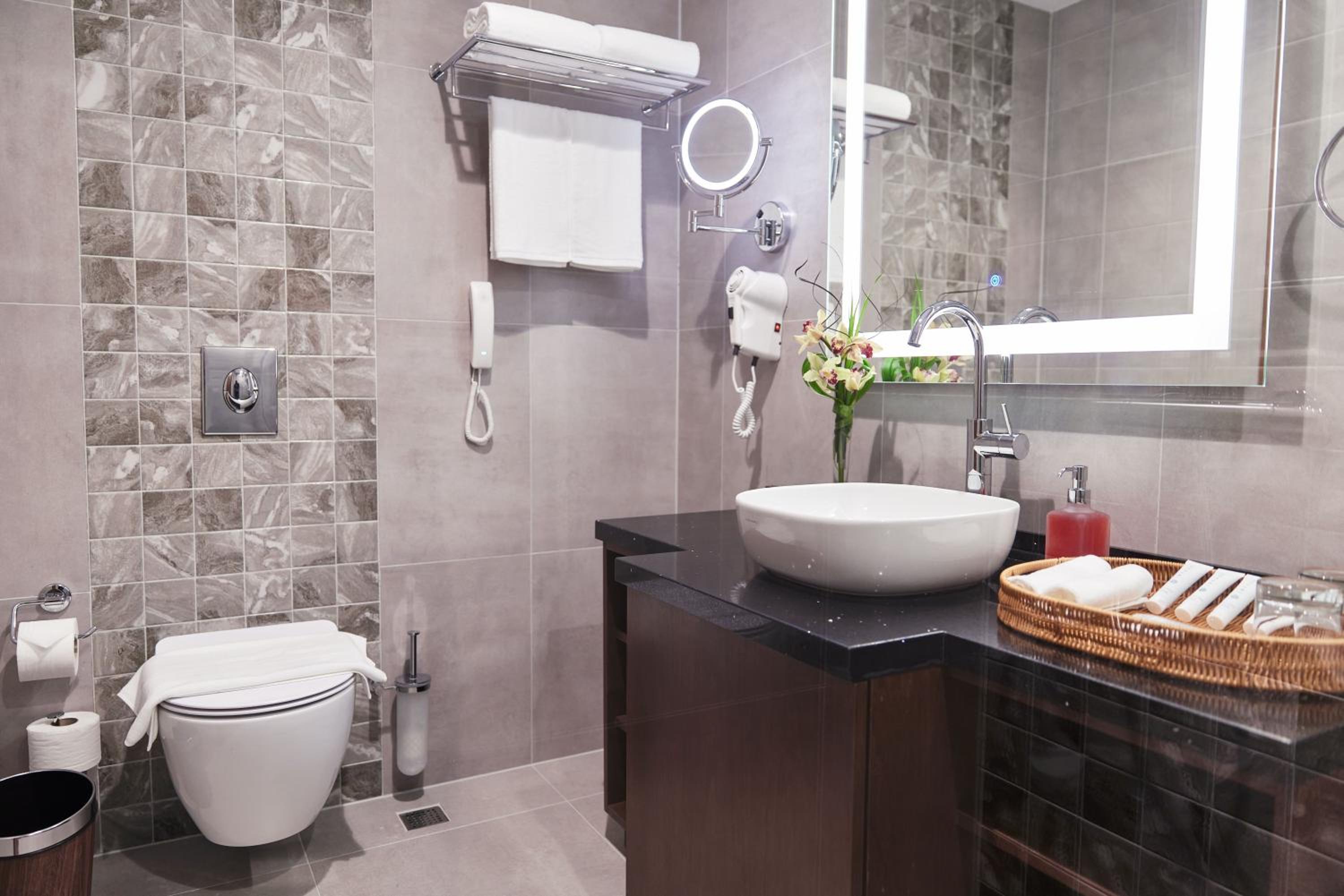Yogh Suite photo 2