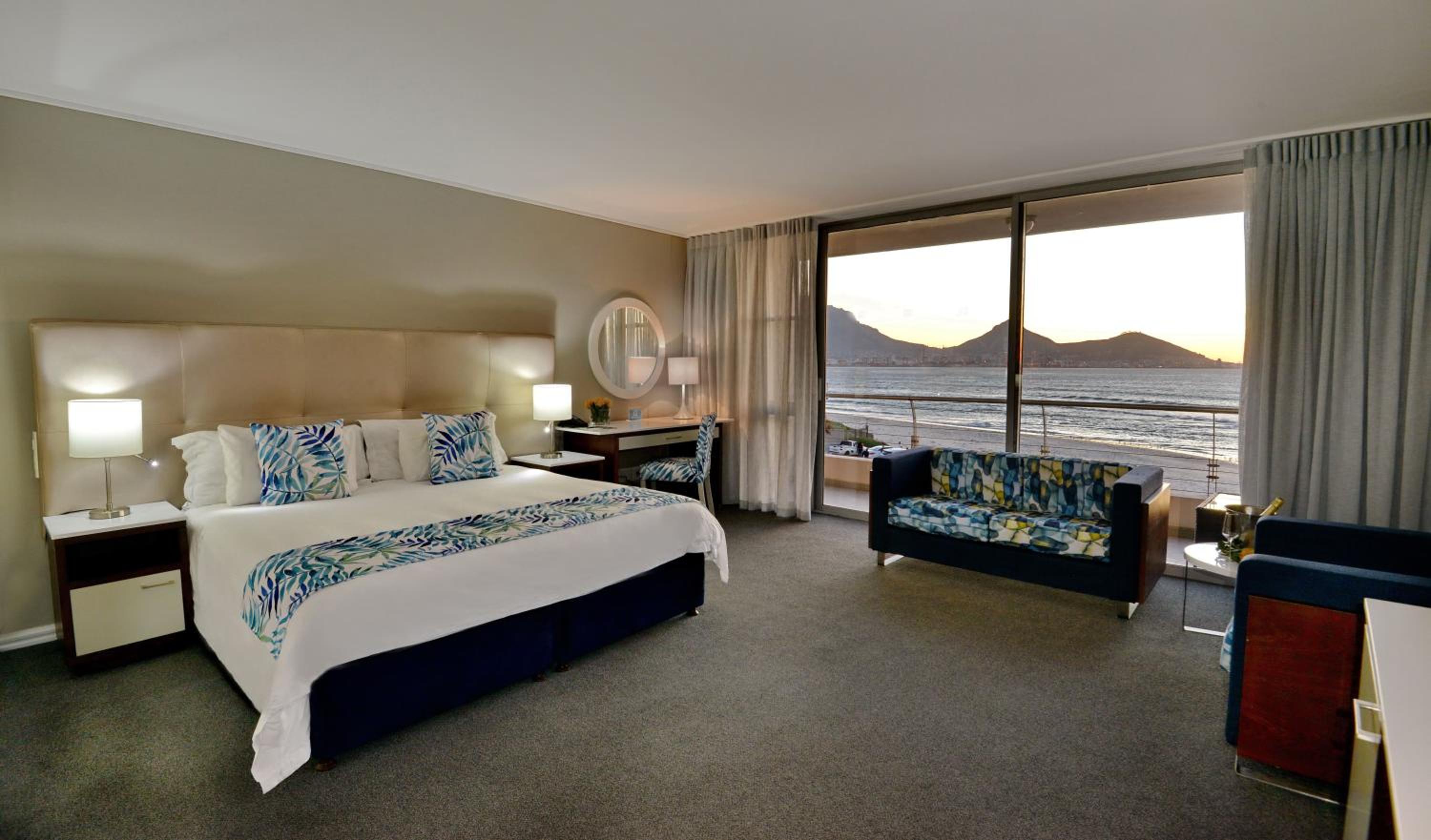 Full Sea Facing King or Twin Room photo 2