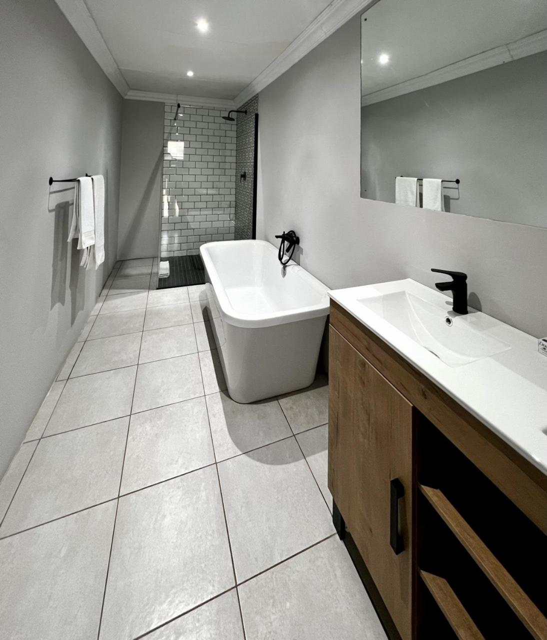 Executive Suite photo 3