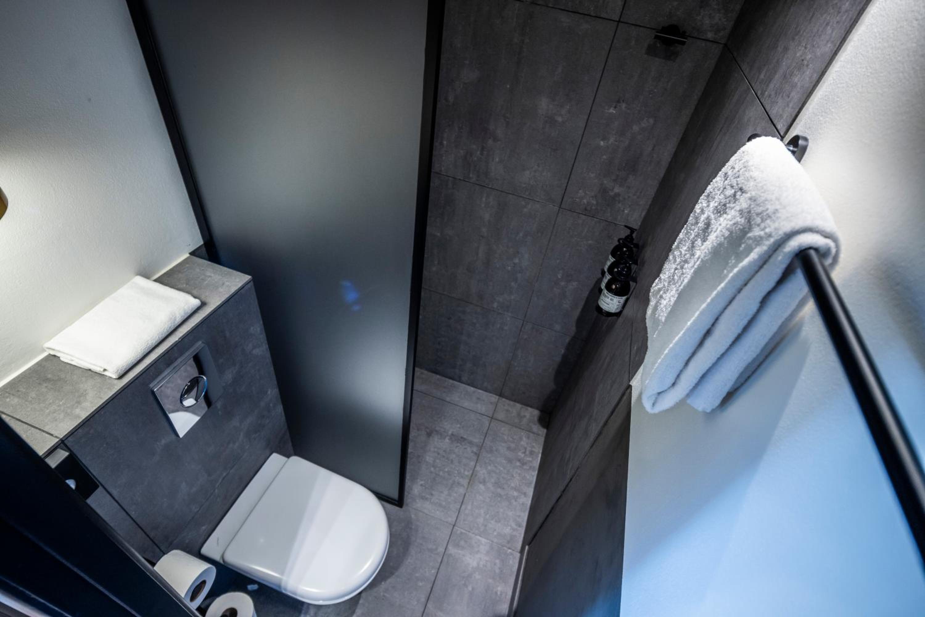 Economy Double Room - In Sink - Photo 3