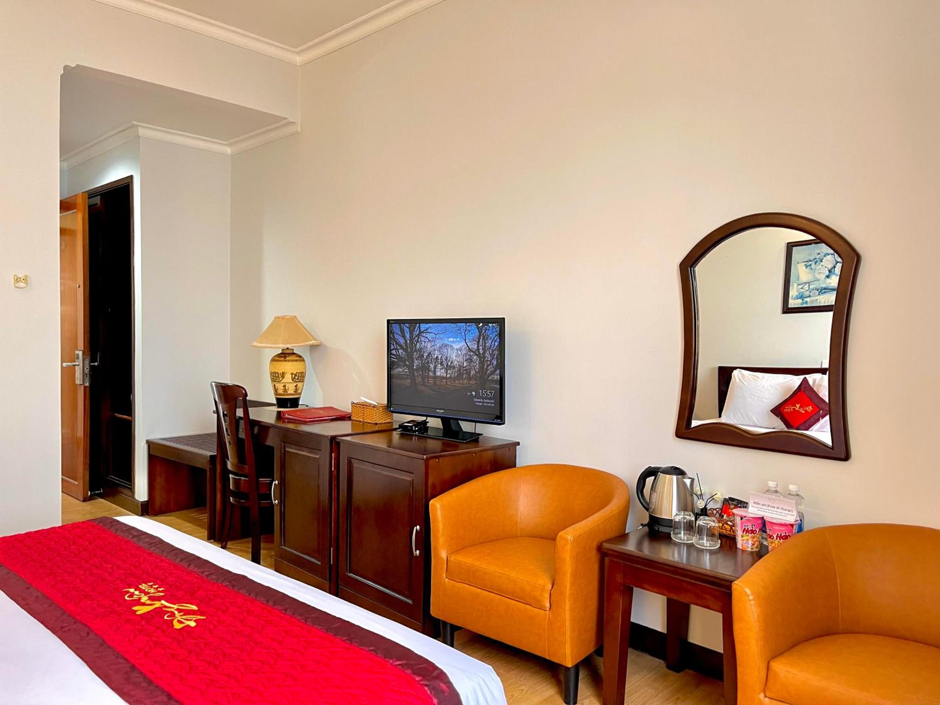 Superior Triple Room photo 2