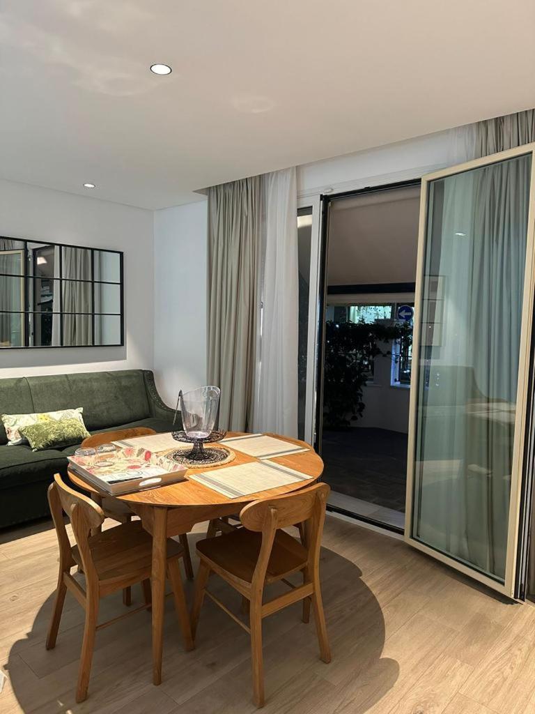 Apartment with Terrace - Photo 35
