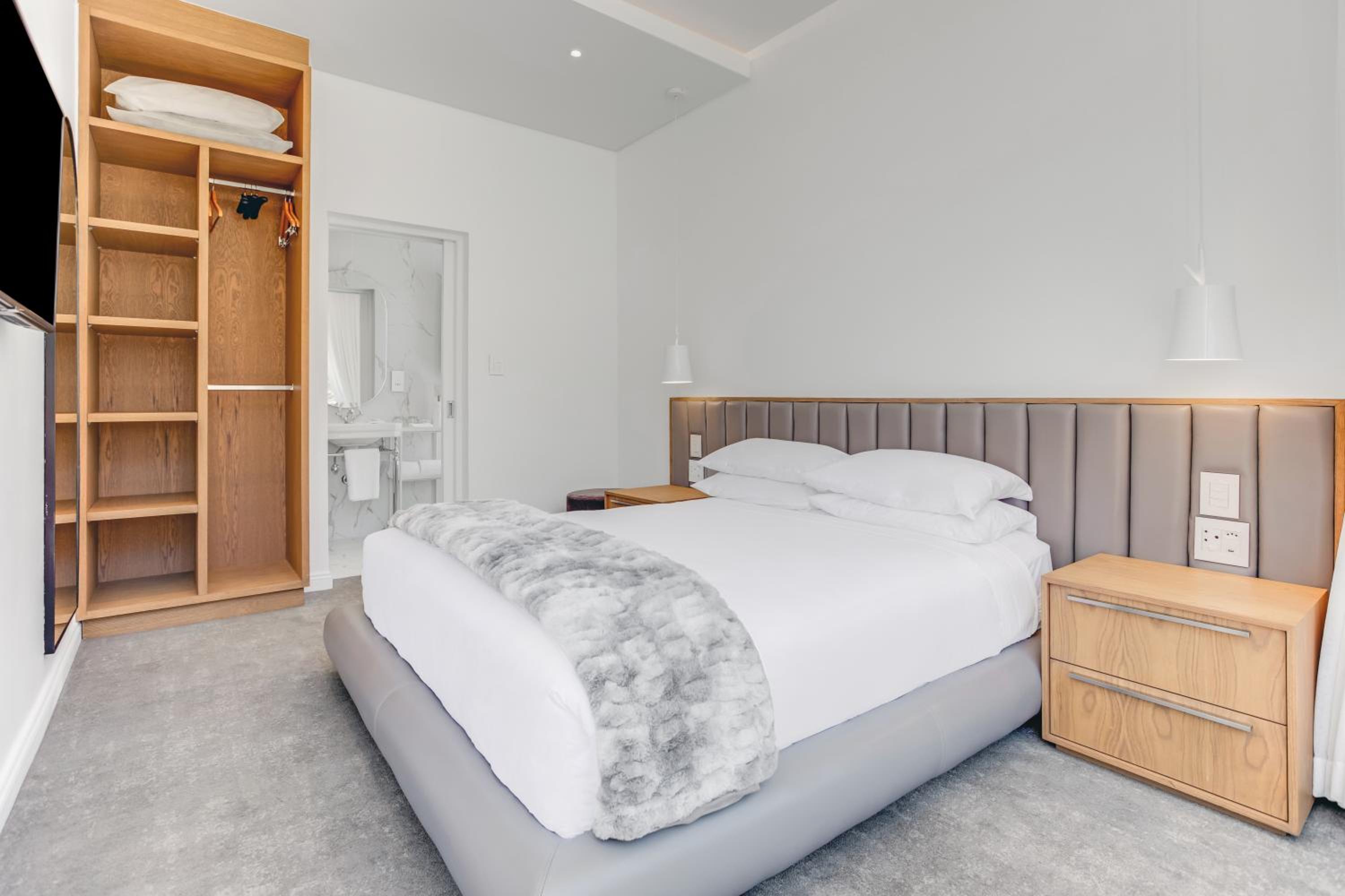 Two Bedroom Mountain Facing Suite