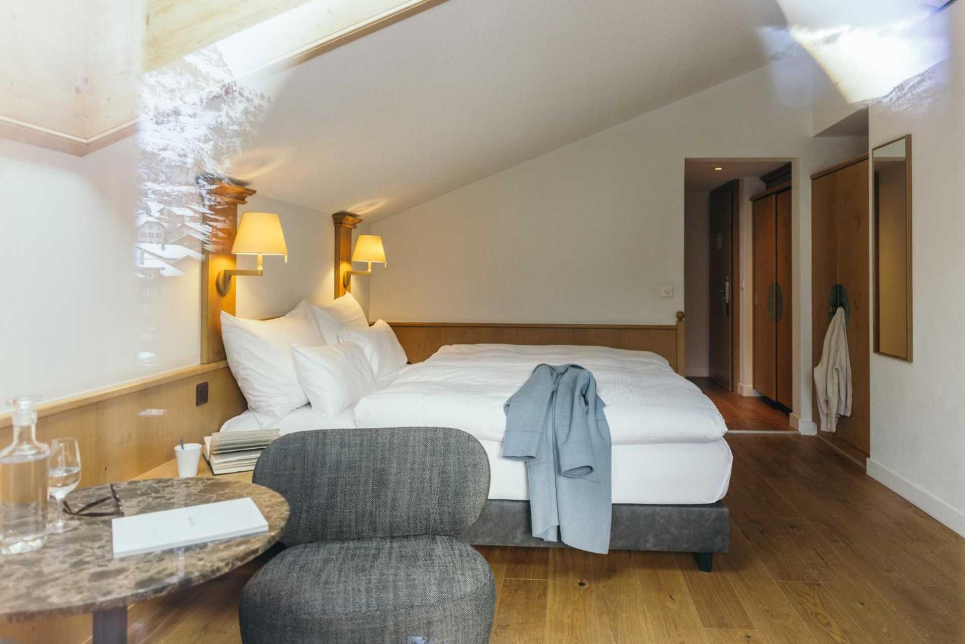 Deluxe Double Room with Matterhorn View - Photo 4