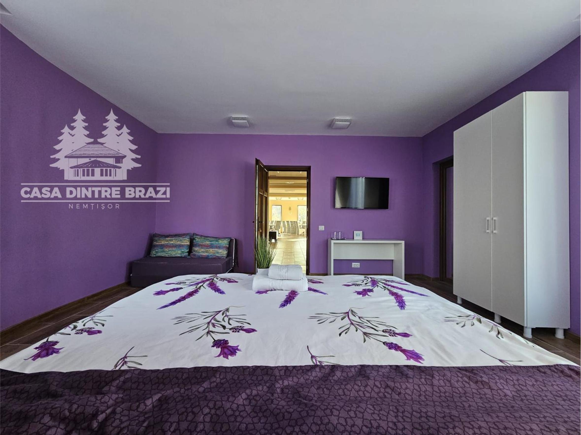 Villa photo 2