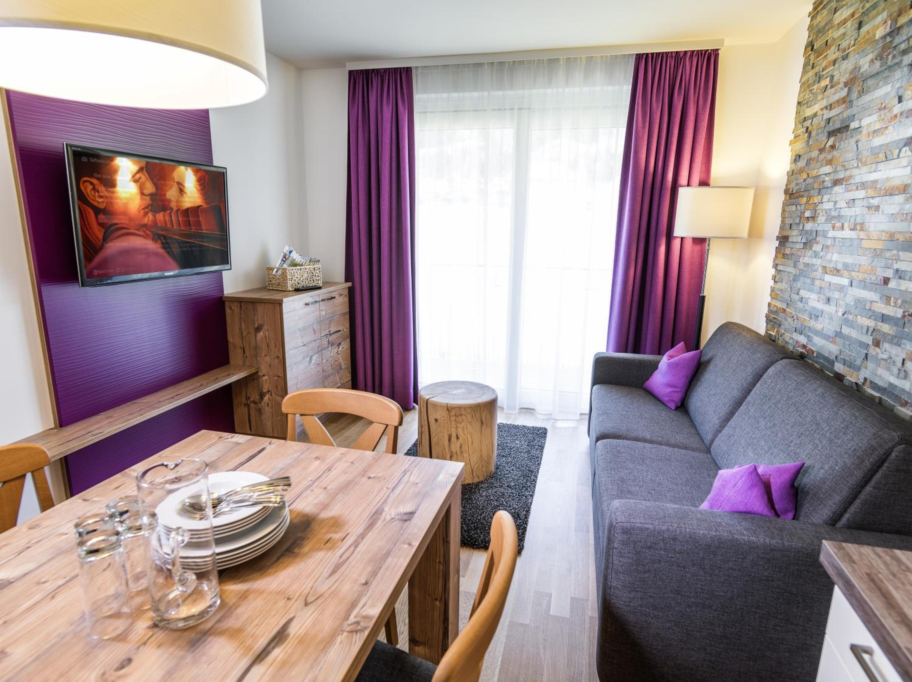One-Bedroom Apartment with Balcony