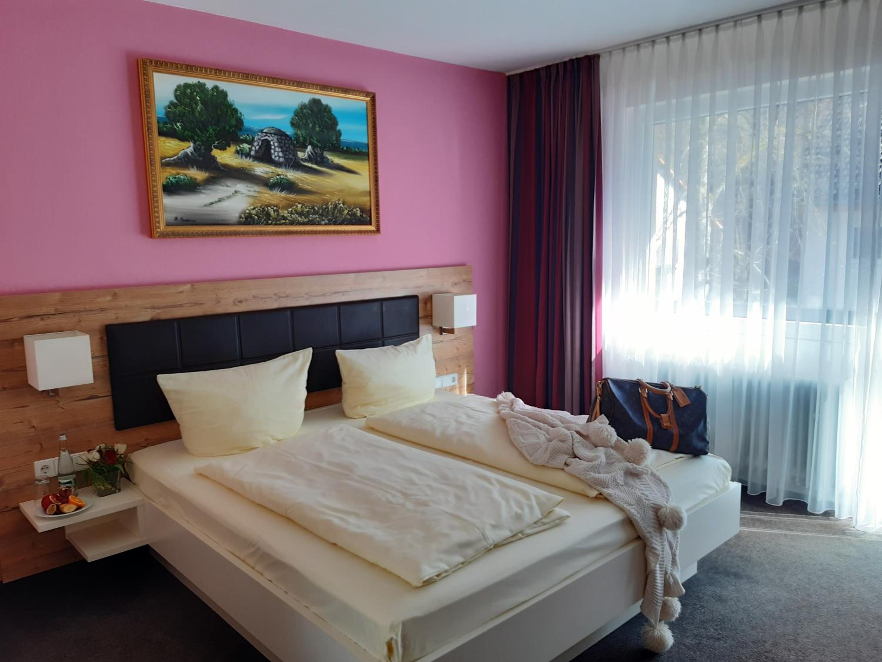 Deluxe Double Room with Balcony - Photo 1