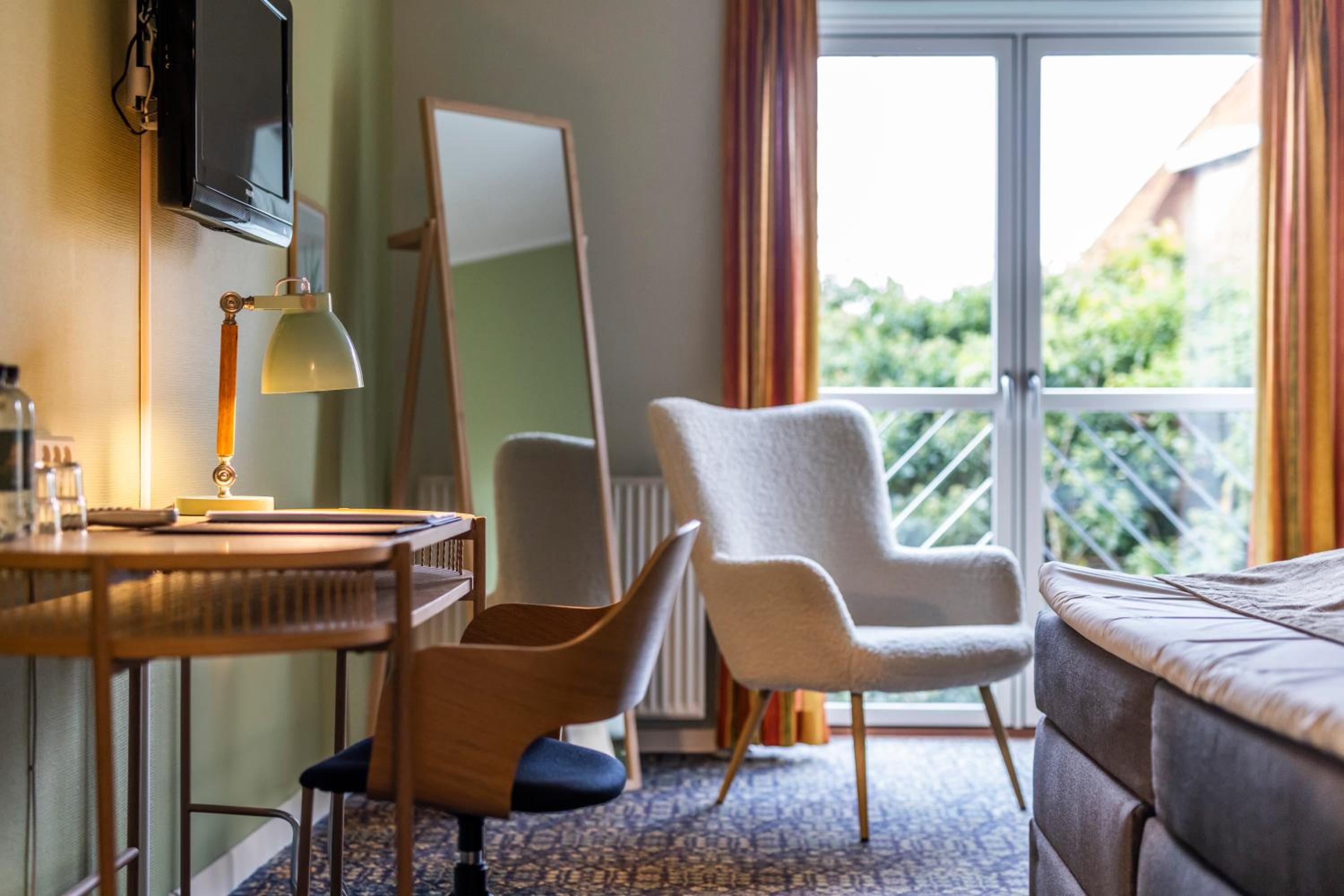 Large Double Room photo 3