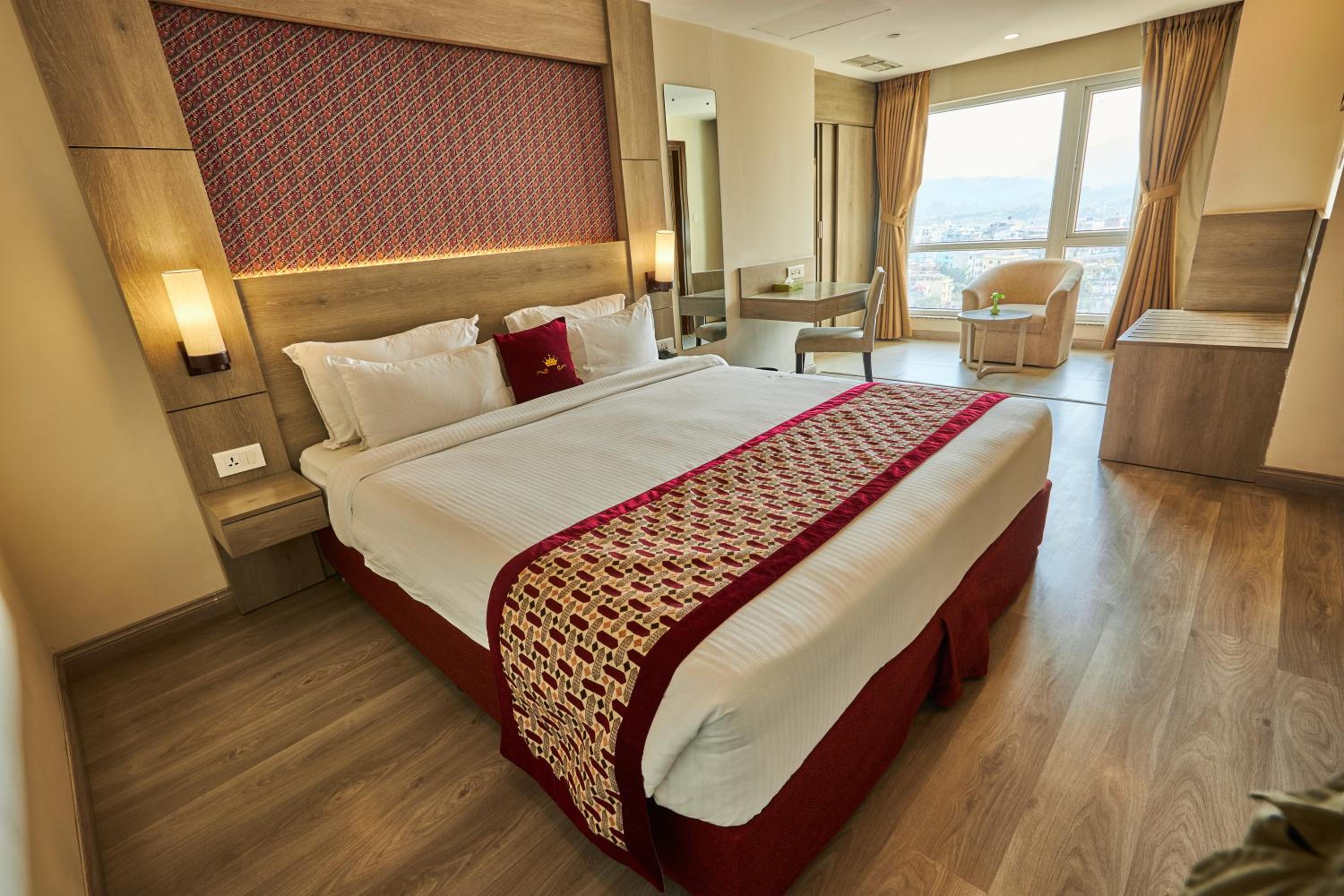 Deluxe Double Room with Bathtub photo 1