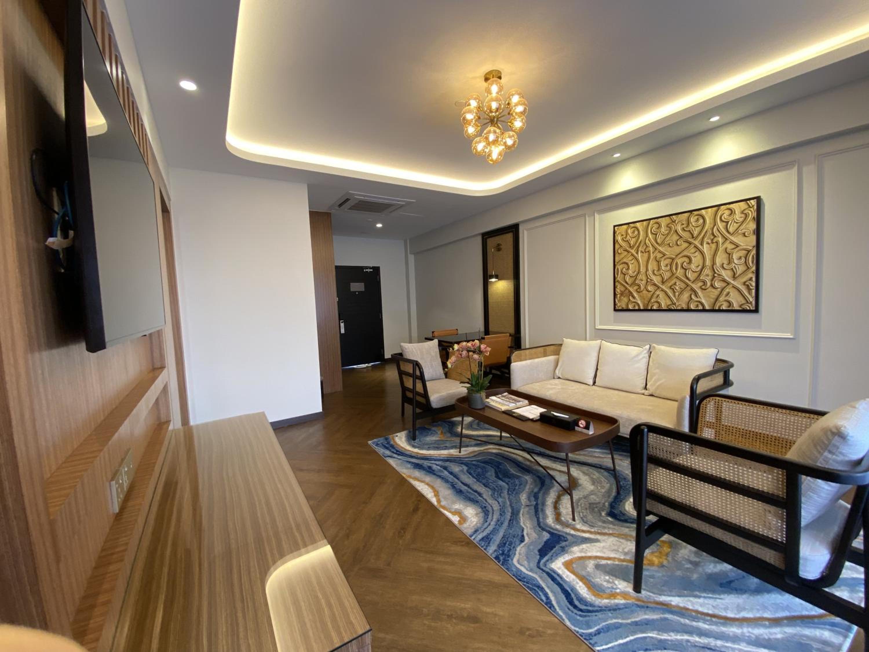 Club Suite - Photo 3