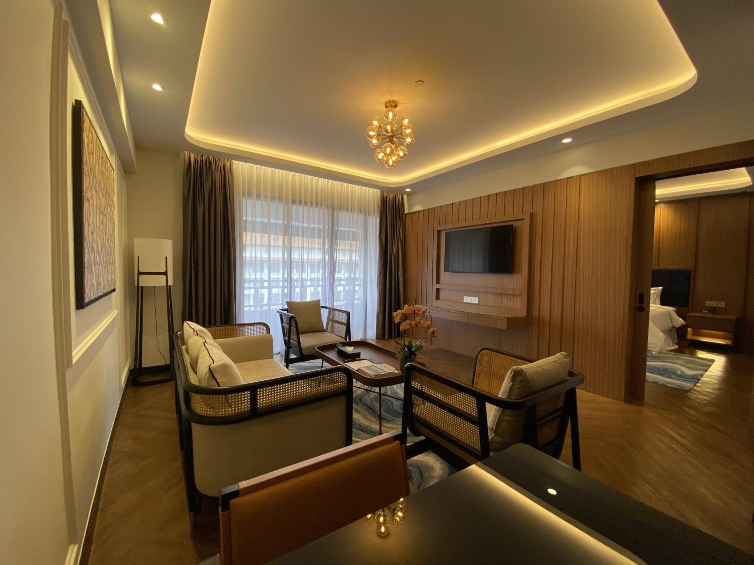Club Suite - Photo 2